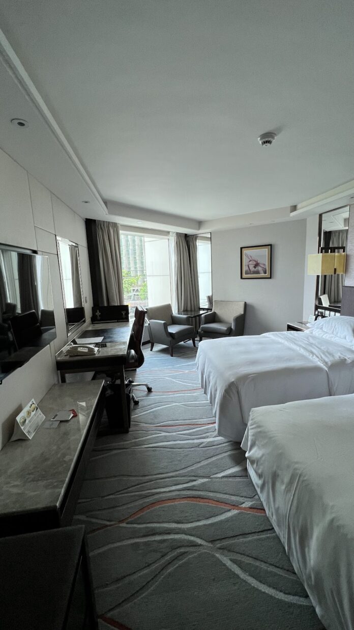 InterContinental Grand Stamford Hong Kong's Classic Skyline Harbour View Room