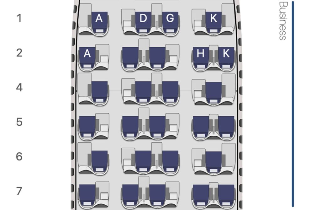Malaysia Airlines business on the A330-300 (photo: Aerolopa)