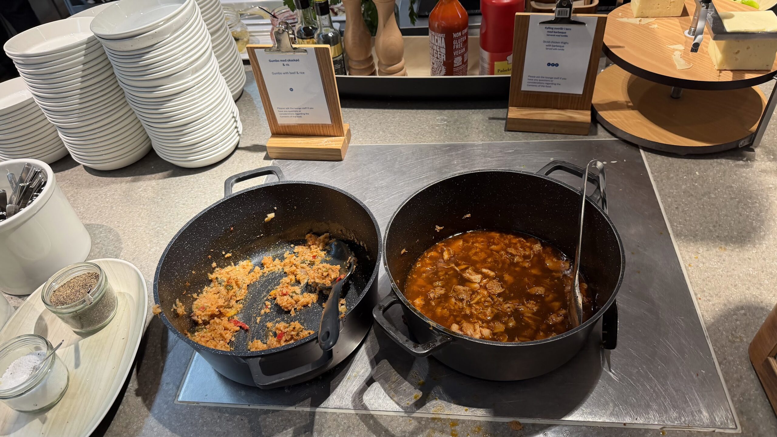 SAS Lounge Copenpagen Airport lunch selection