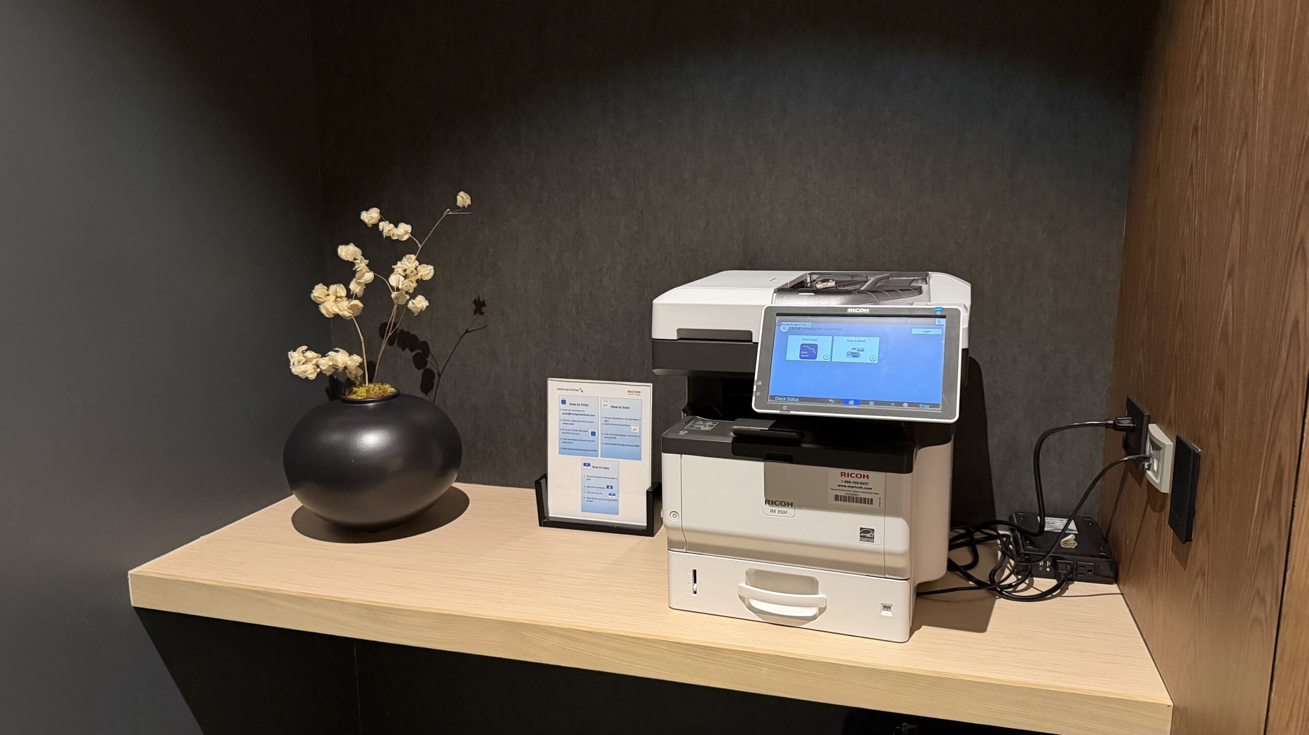 Admirals Club DCA printer