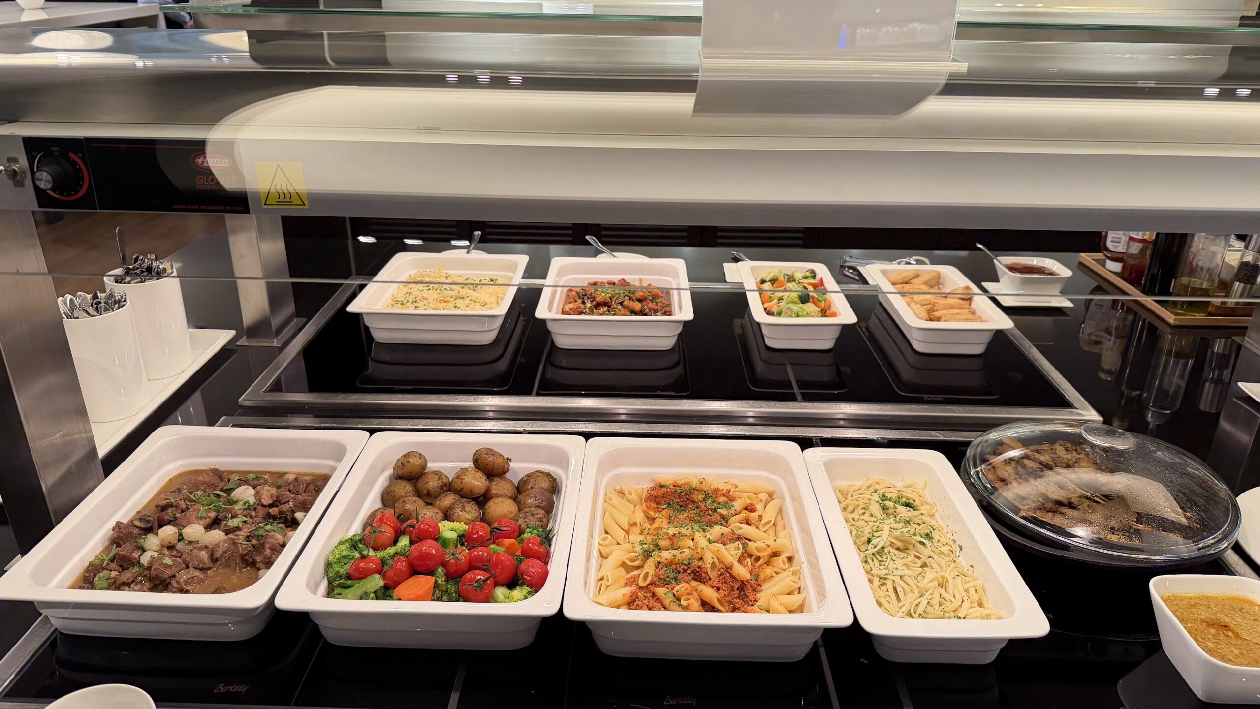 British Airways Lounge Singapore hot buffet selection