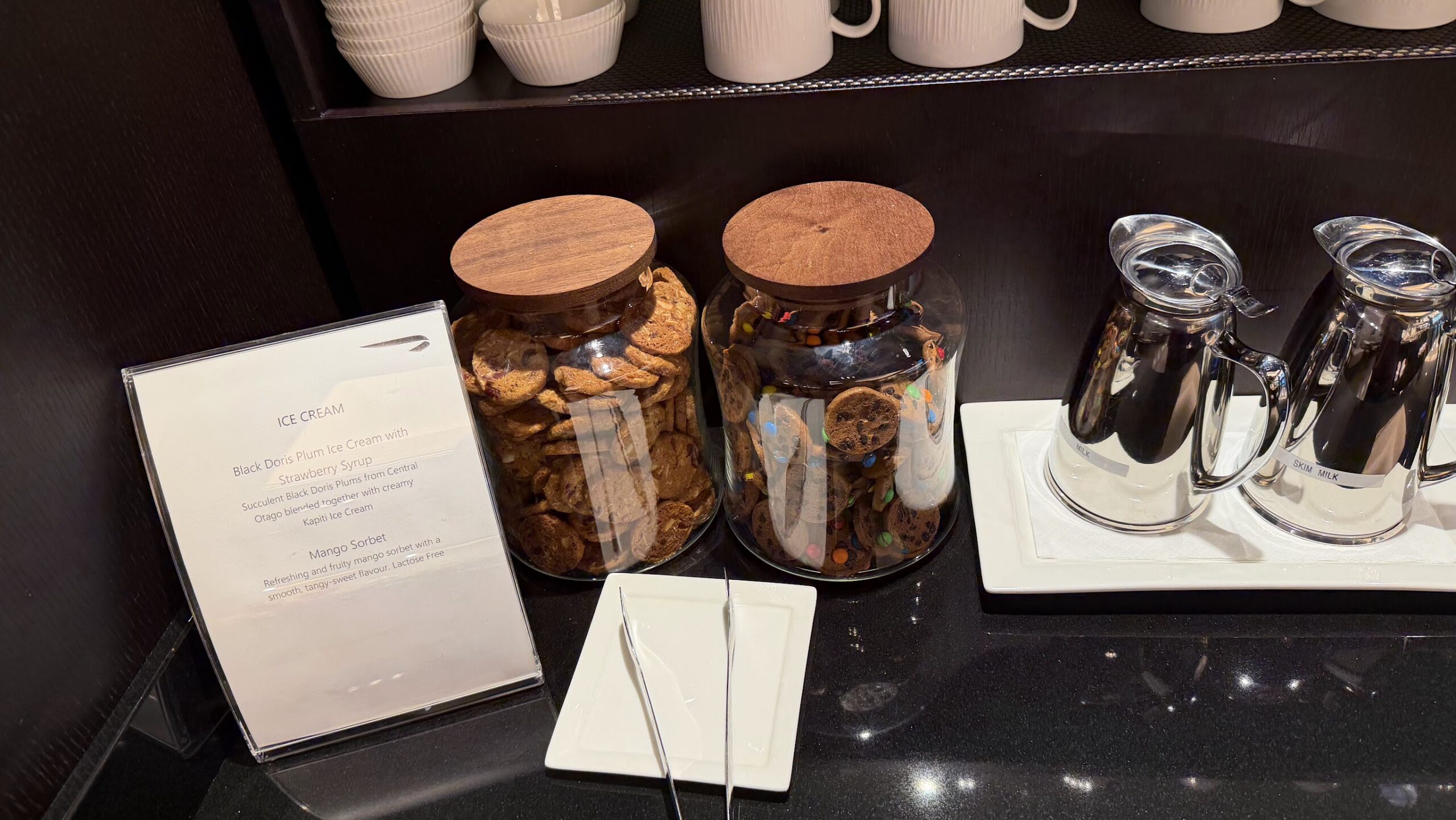 British Airways Lounge Singapore snacks