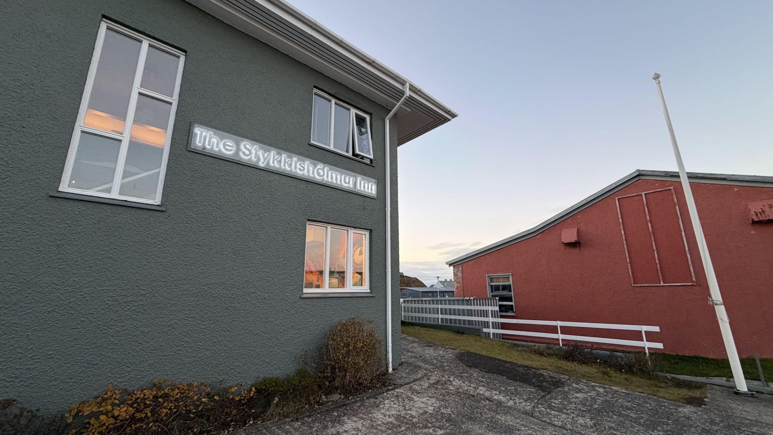 chasing the northern lights 22