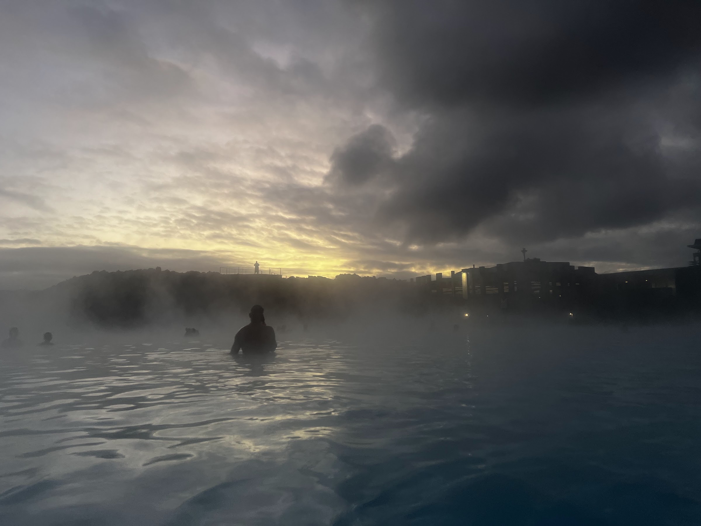 chasing the northern lights 30