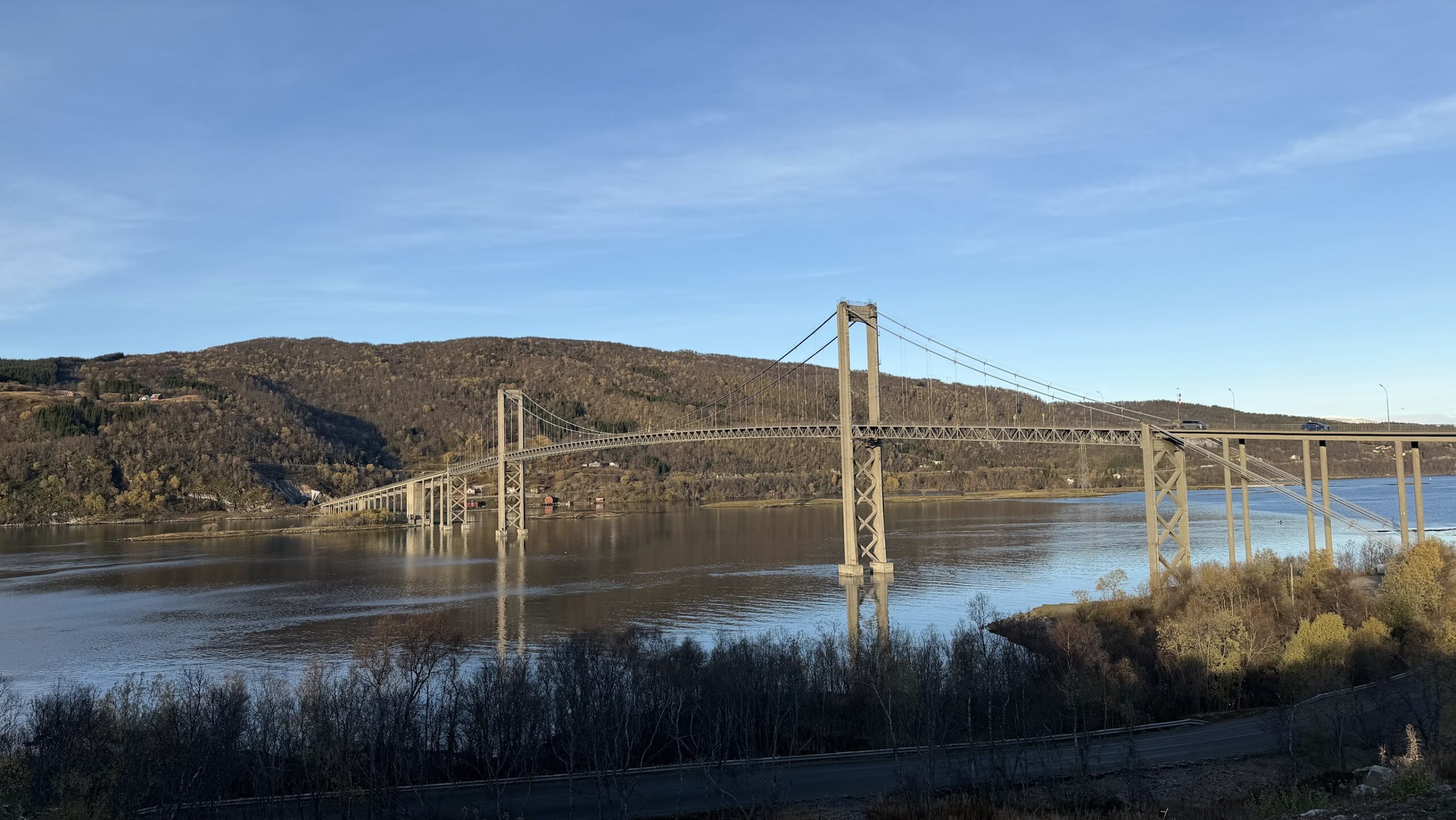 Views of the Tjeldsundbrua