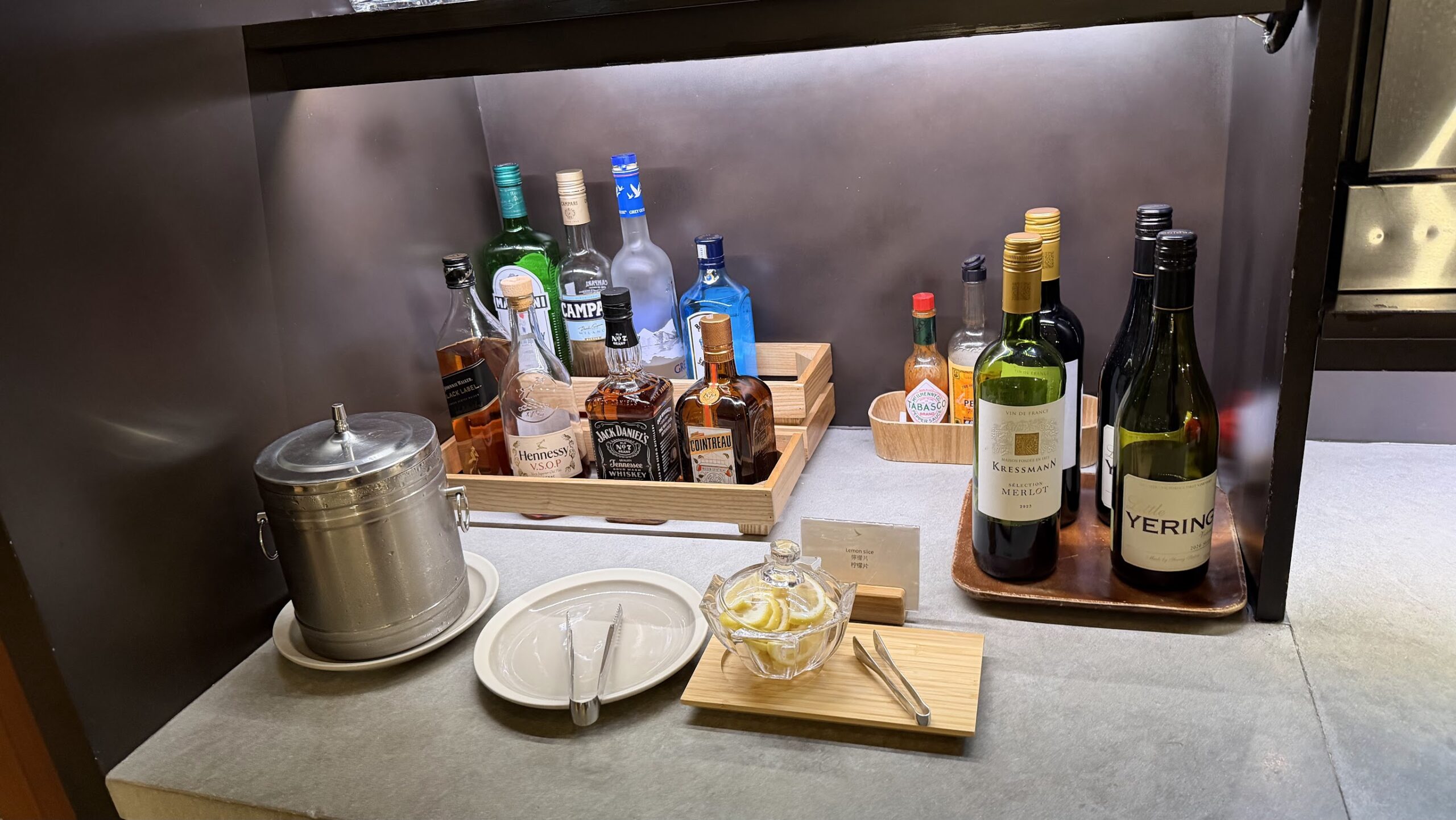 Cathay Pacific Lounge Singapore self-serve alcohol selection