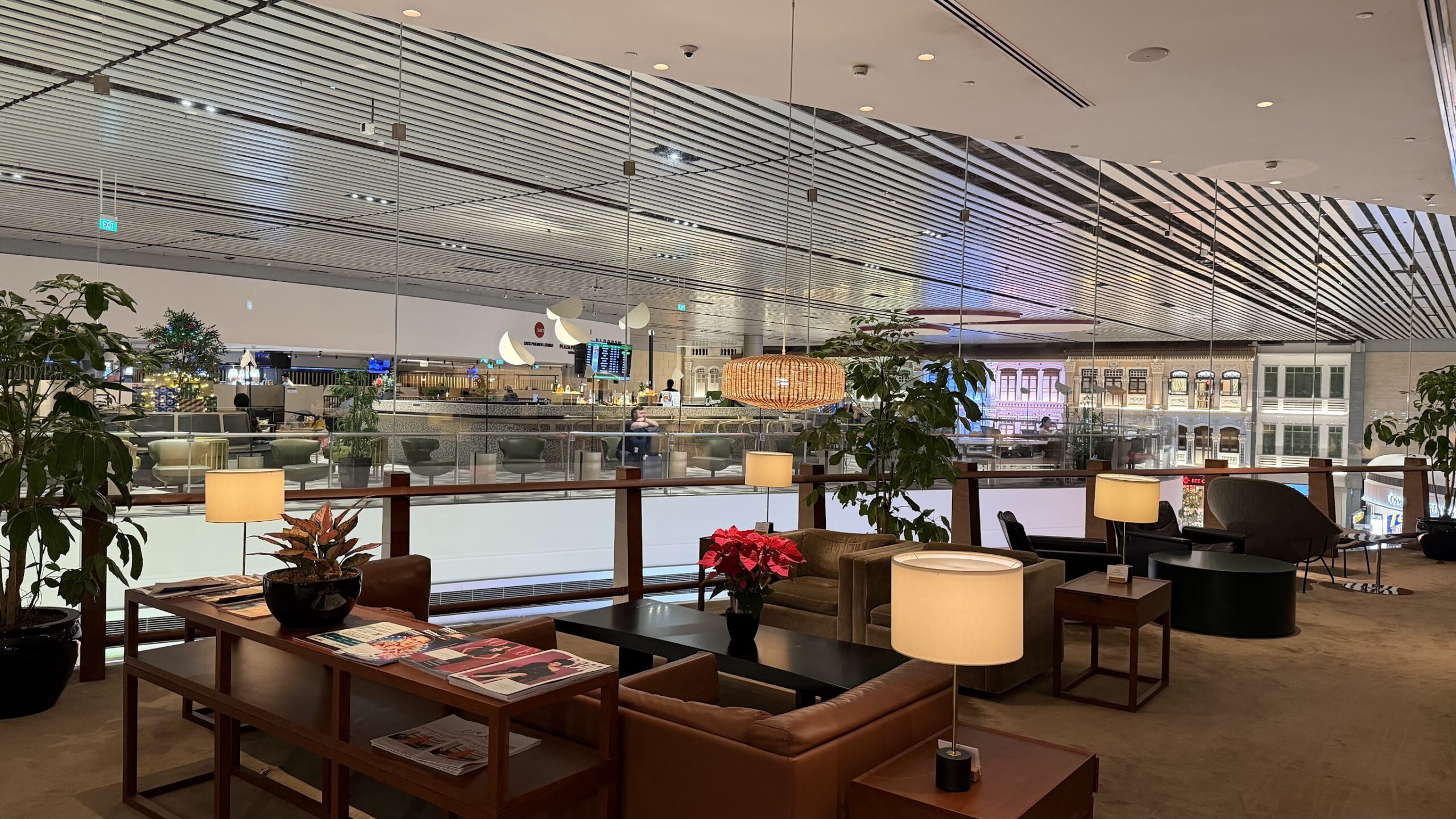 Cathay Pacific Lounge Singapore seating area facing the Blossom Lounge