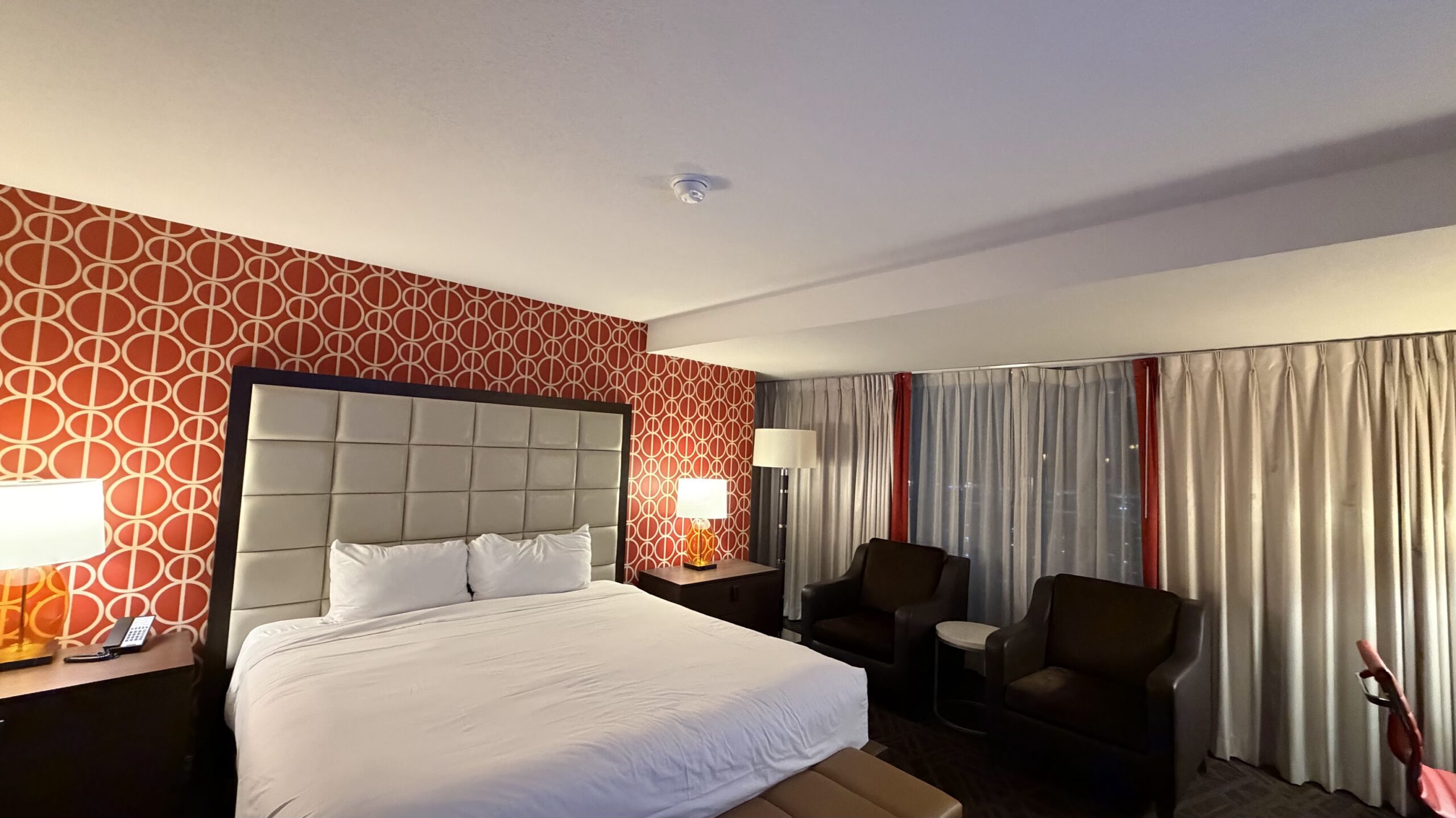 Resort King Room at the Horseshoe Las Vegas