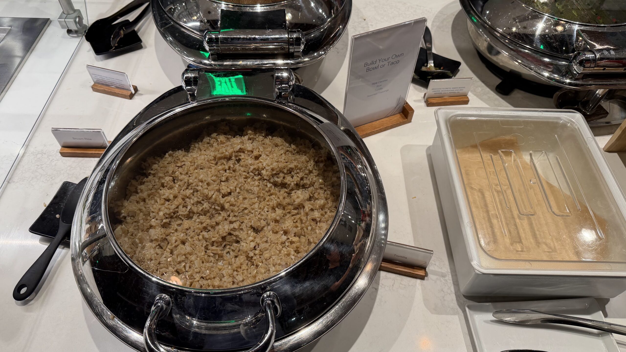 Alaska Airlines Lounge SFO hot buffet