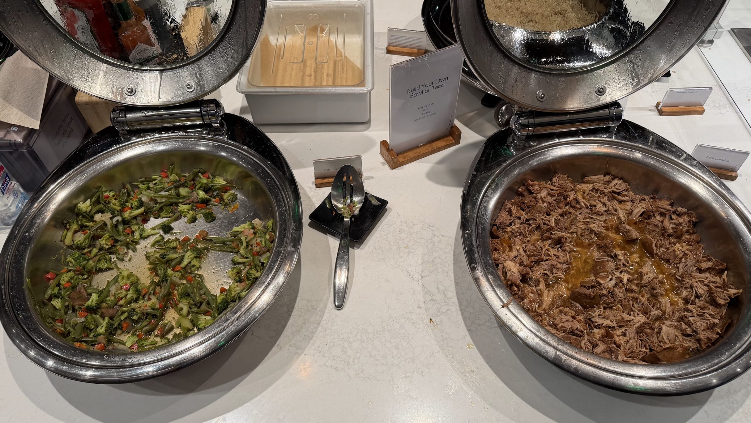 Alaska Airlines Lounge SFO hot buffet