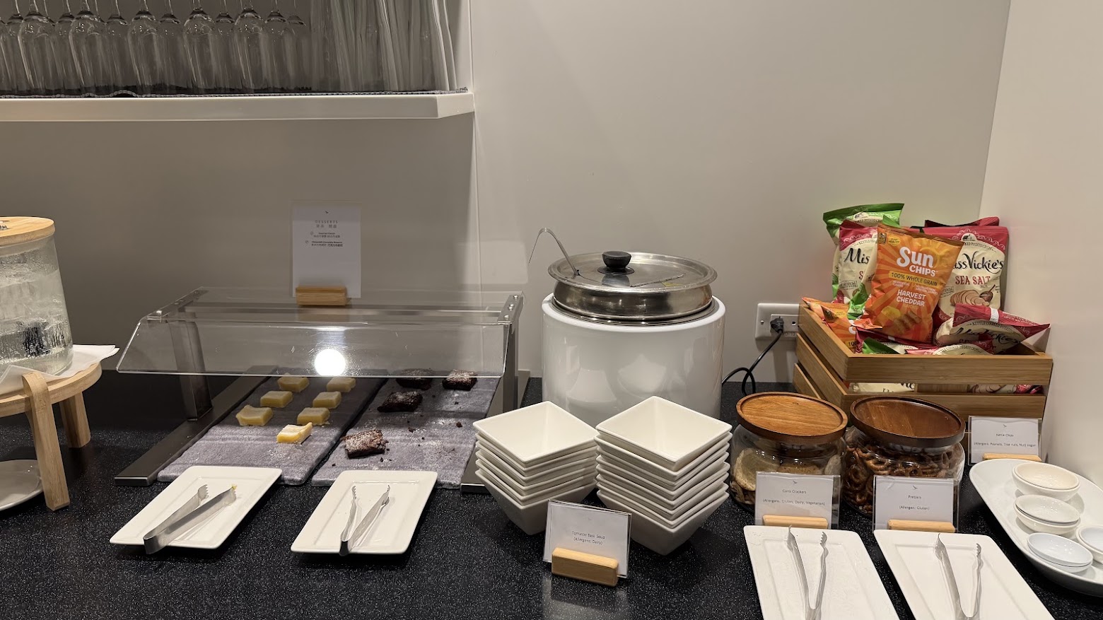 Cathay Pacific Lounge SFO soup and bags of chips
