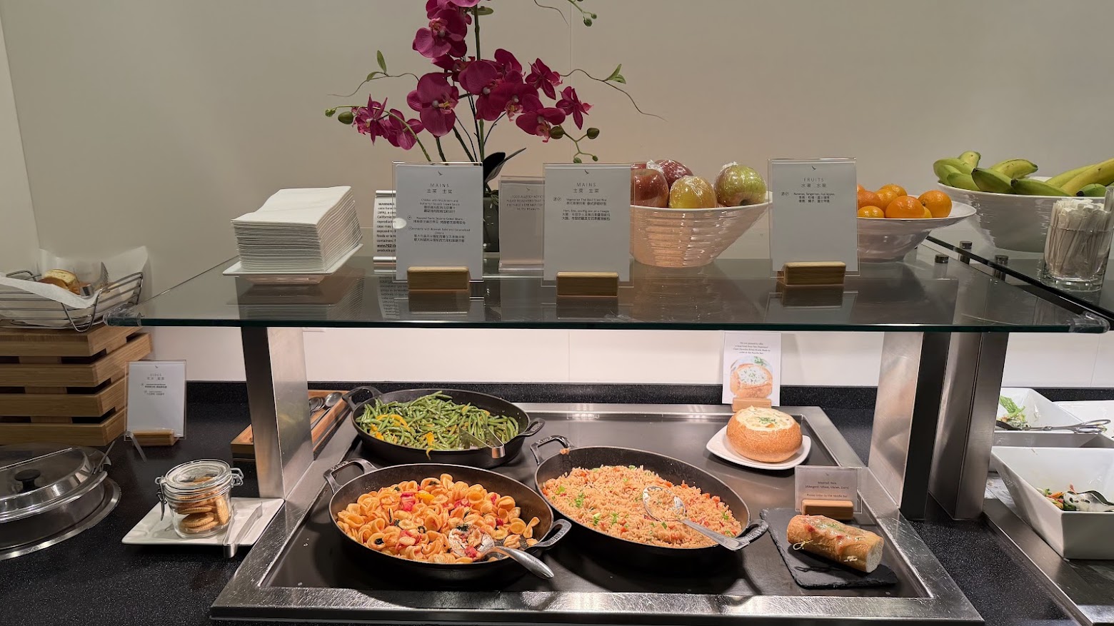 Cathay Pacific Lounge SFO hot buffet