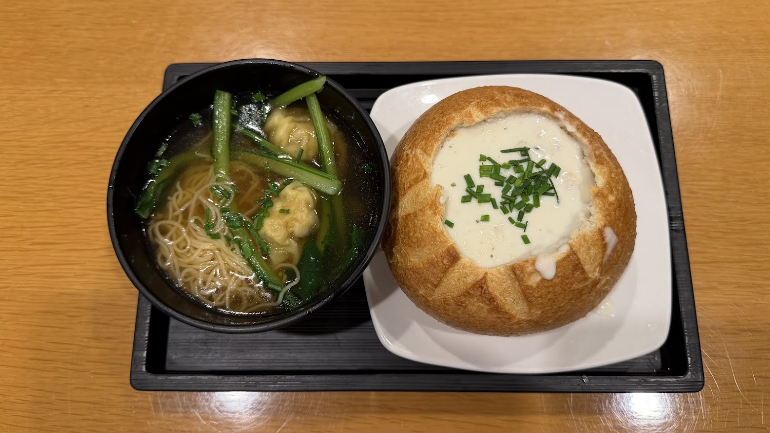 Cathay Pacific Lounge SFO Noodle Bar's wanton mee and seafood chowder