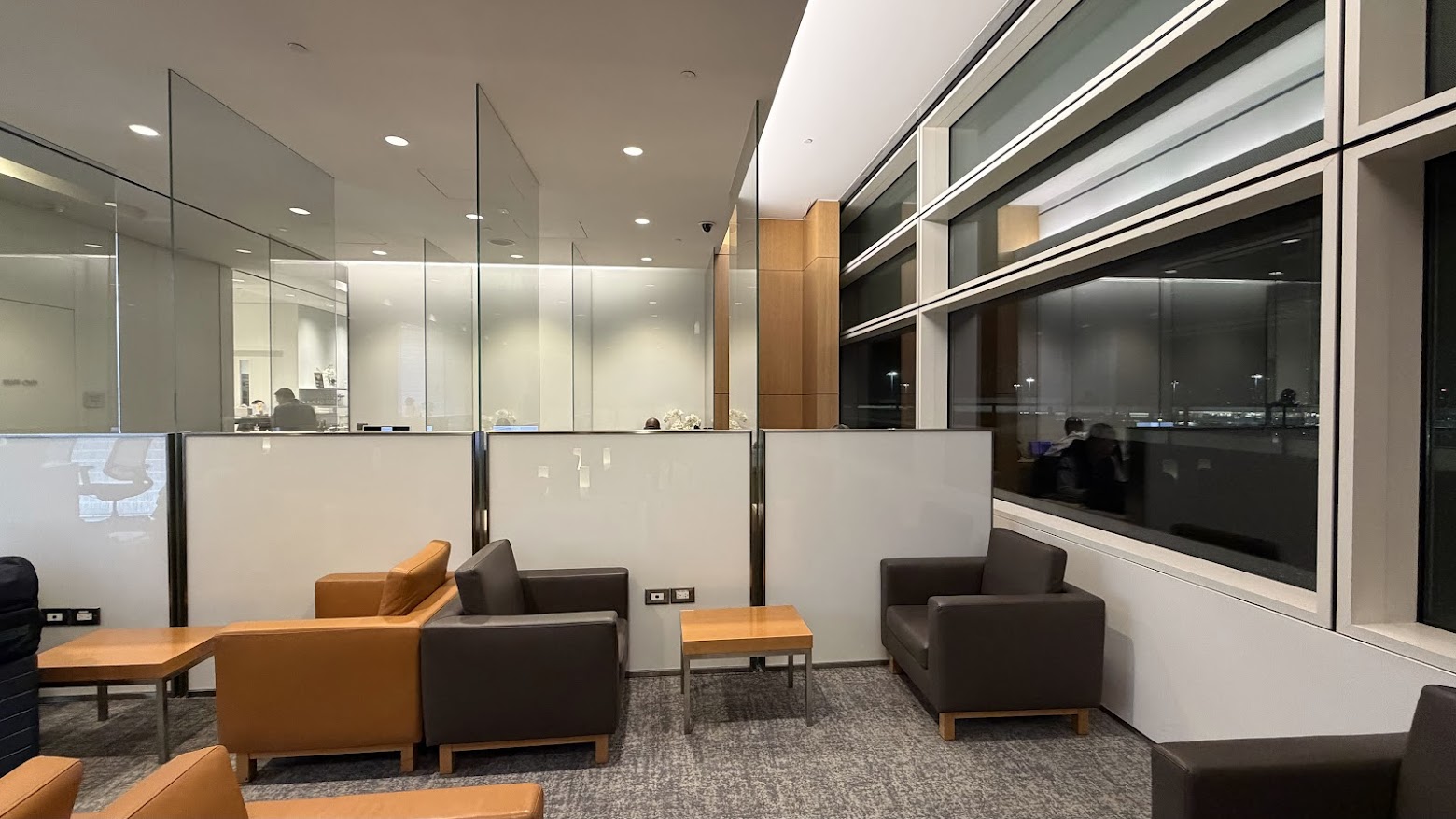 Cathay Pacific Lounge SFO seating area