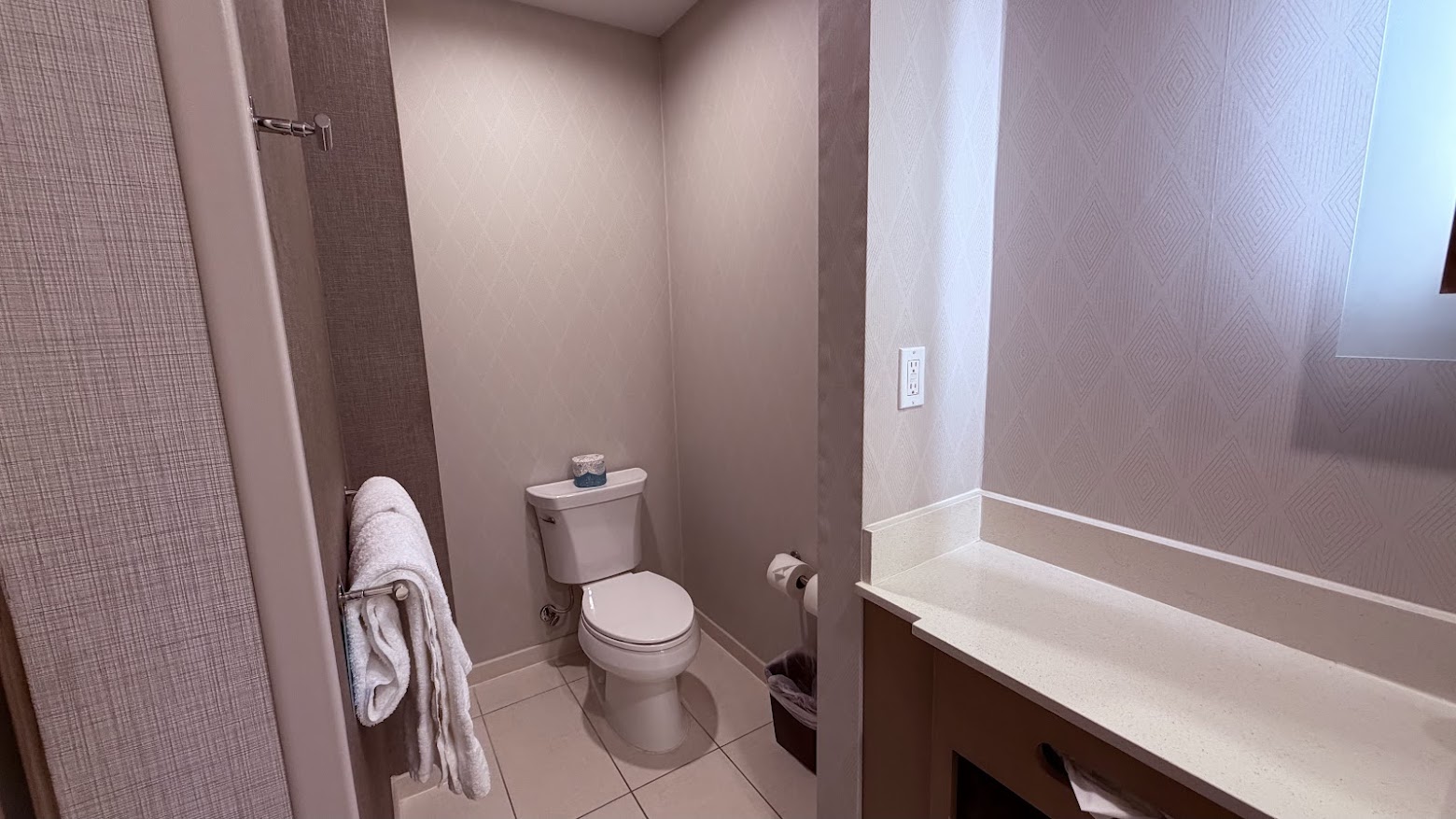 Toilet of the 2 Queen Room