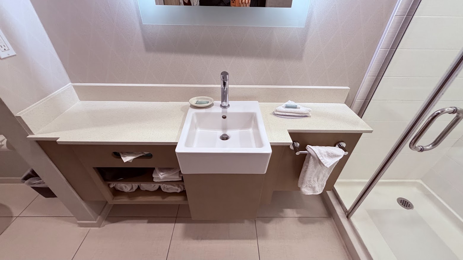 Sink of the 2 Queen Room