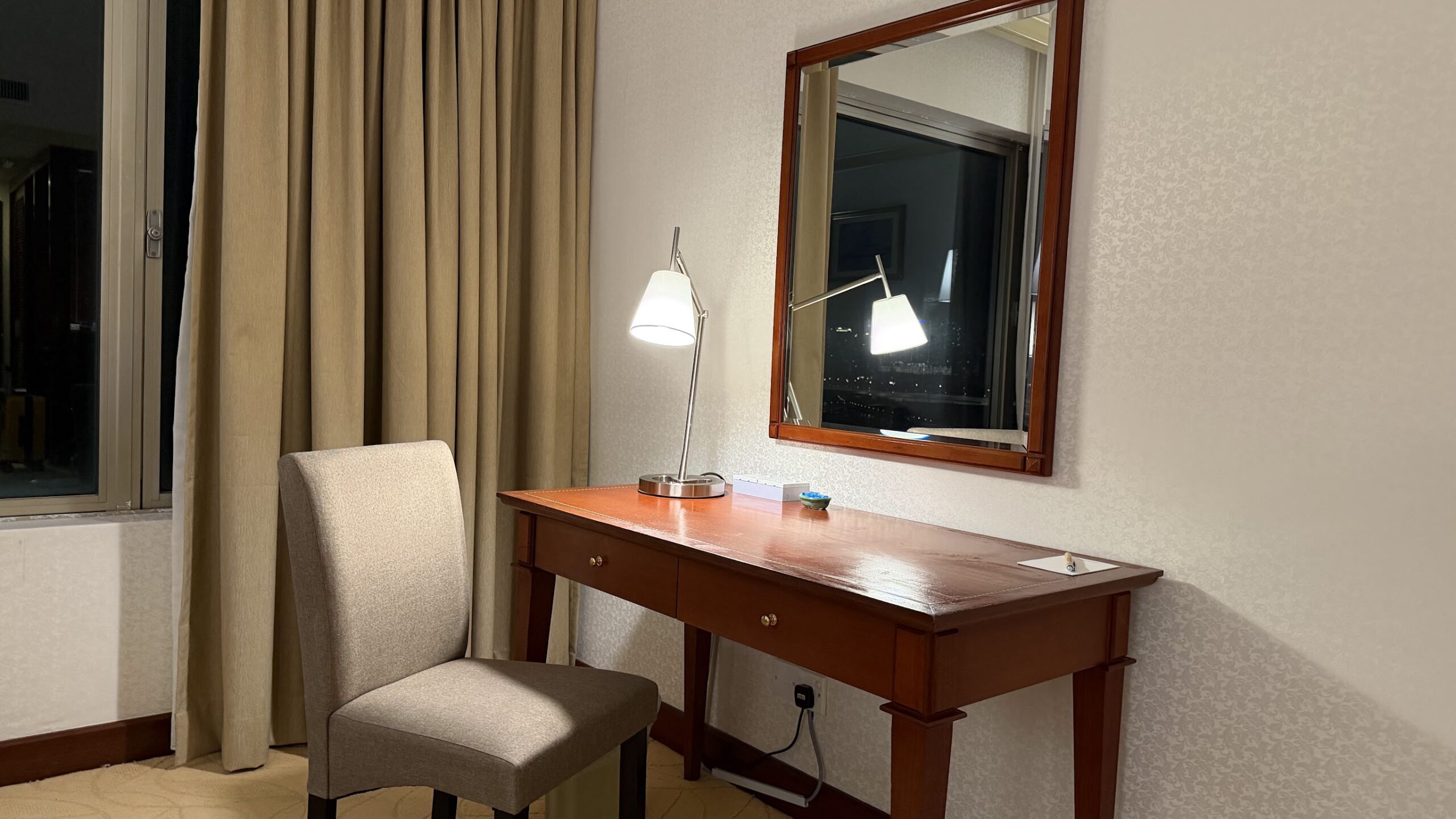 Gurney Bay Hotel Premier Seaview Room work desk