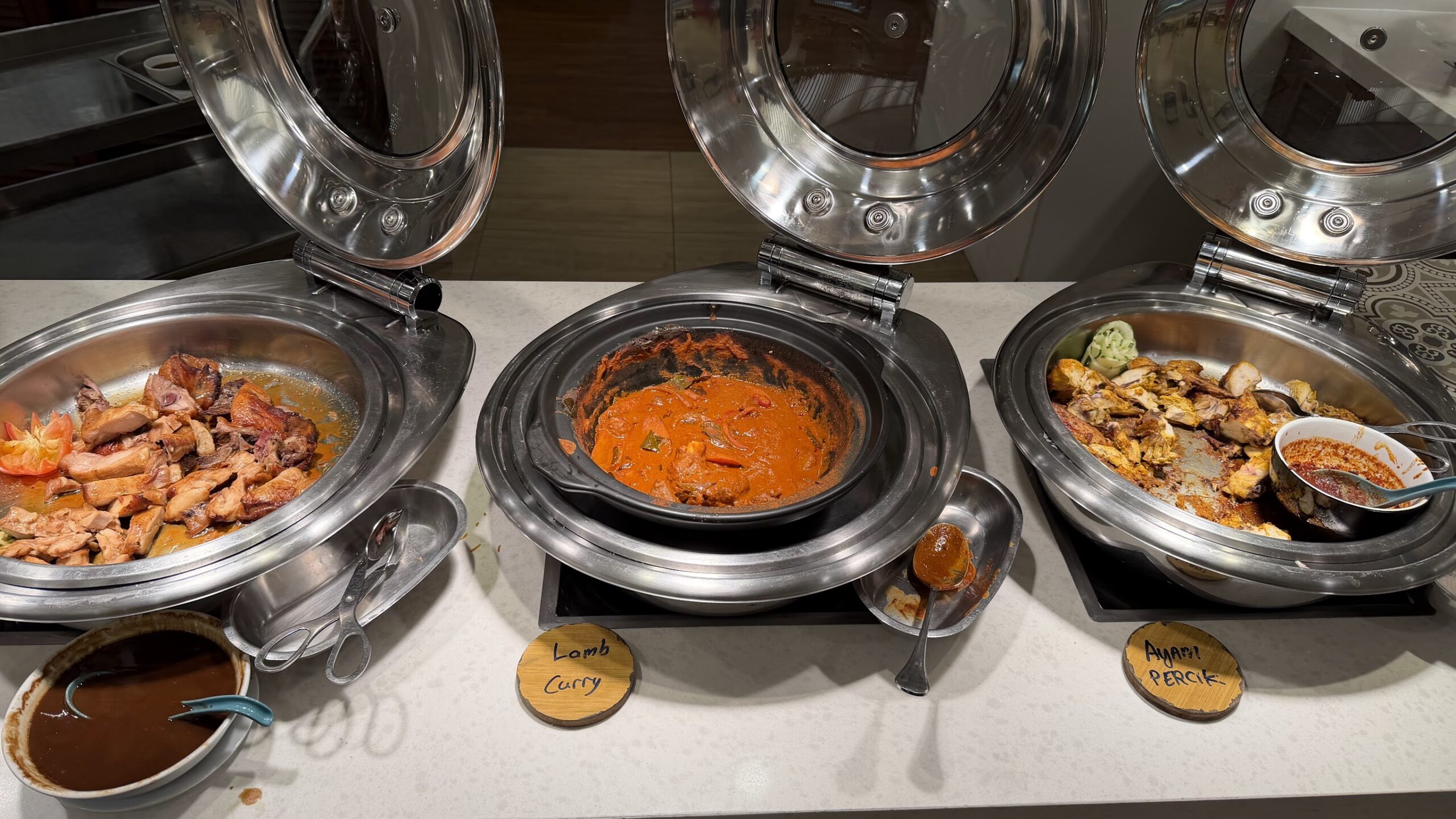 Gurney Bay Hotel The Café dinner buffet