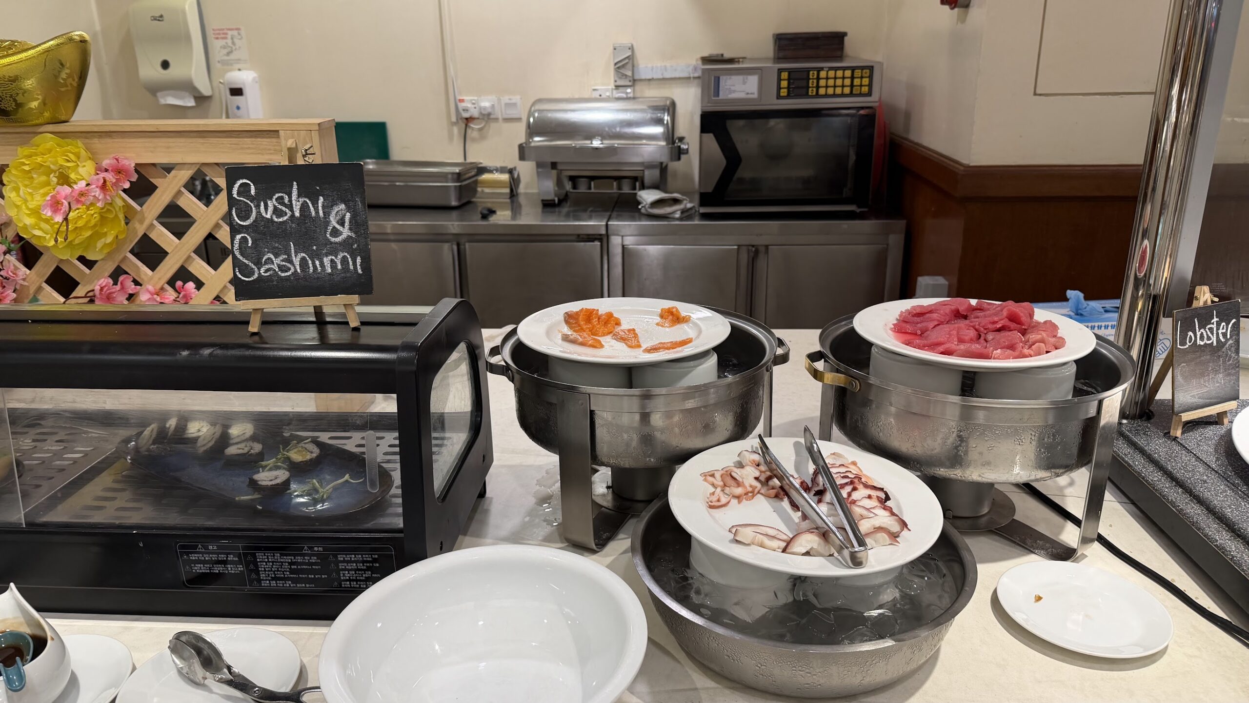 Gurney Bay Hotel The Café dinner buffet