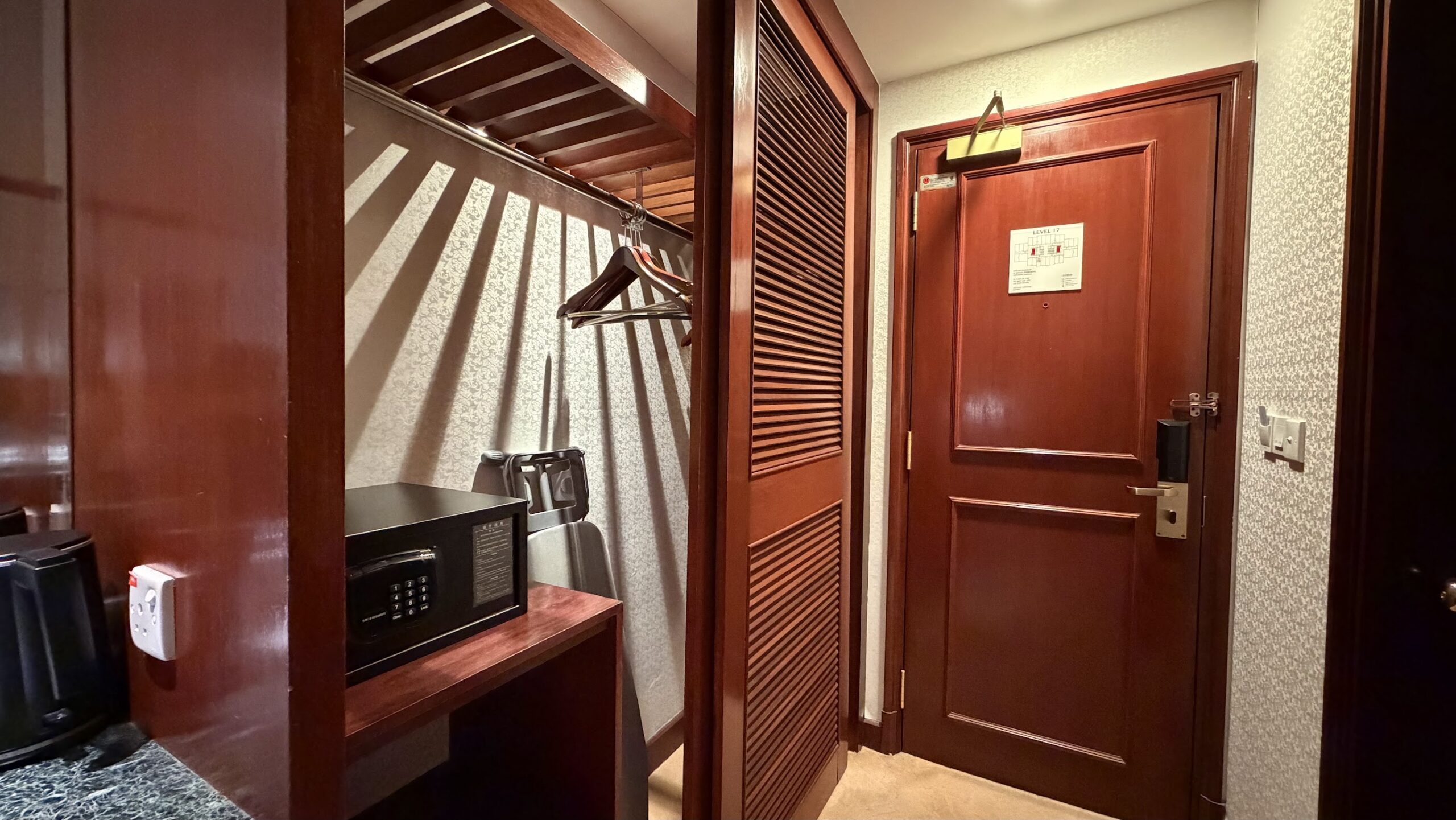 Gurney Bay Hotel Premier Seaview Room wardrobe