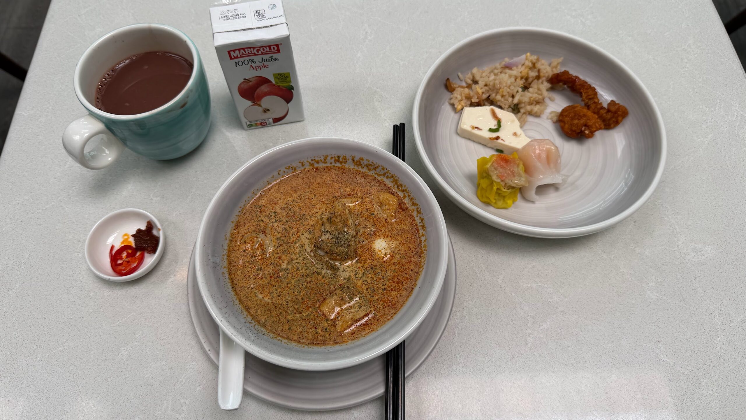 Singapore Airlines KrisFlyer Gold Lounge T3 lunch