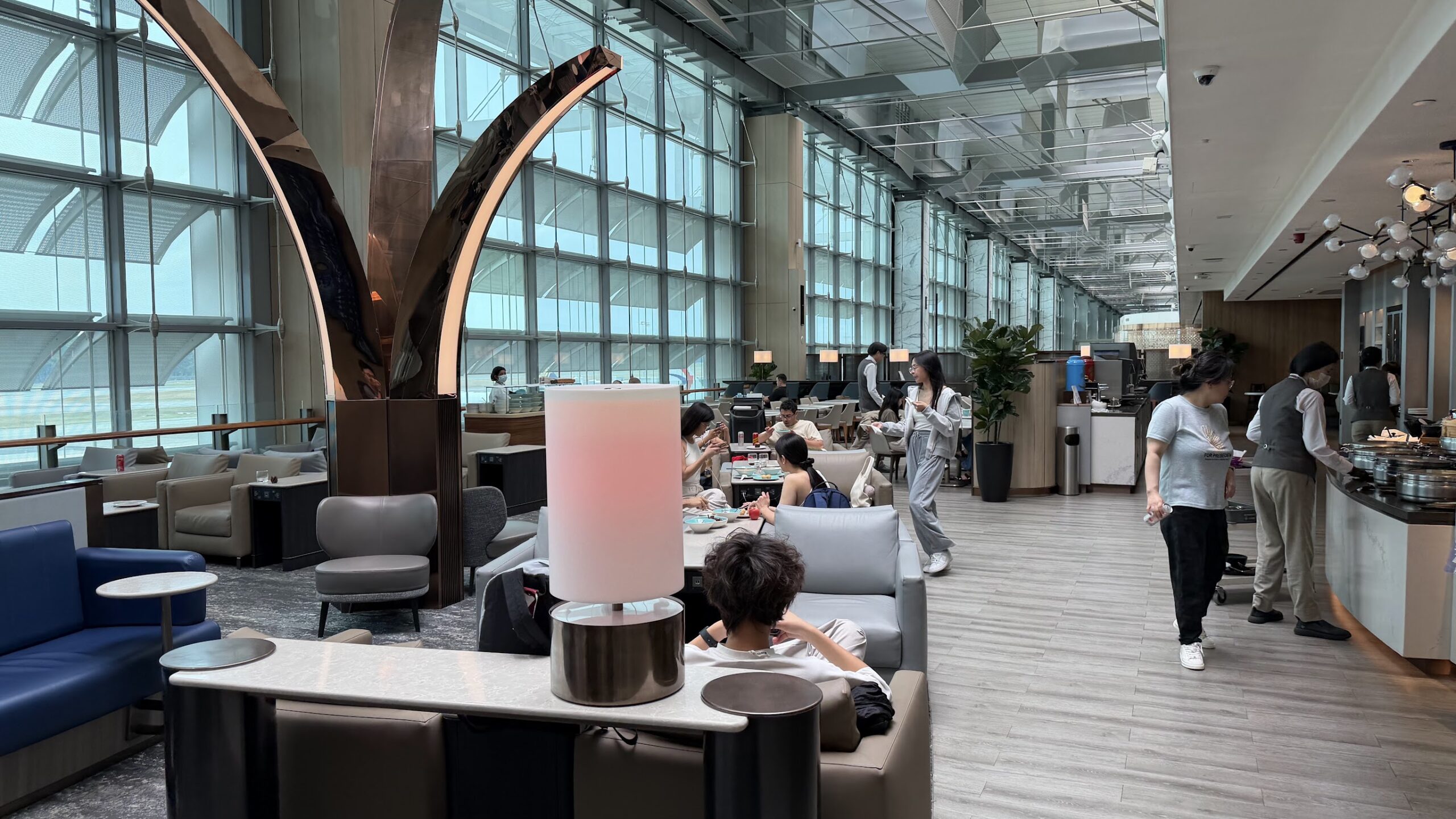 Singapore Airlines KrisFlyer Gold Lounge T3 seating area