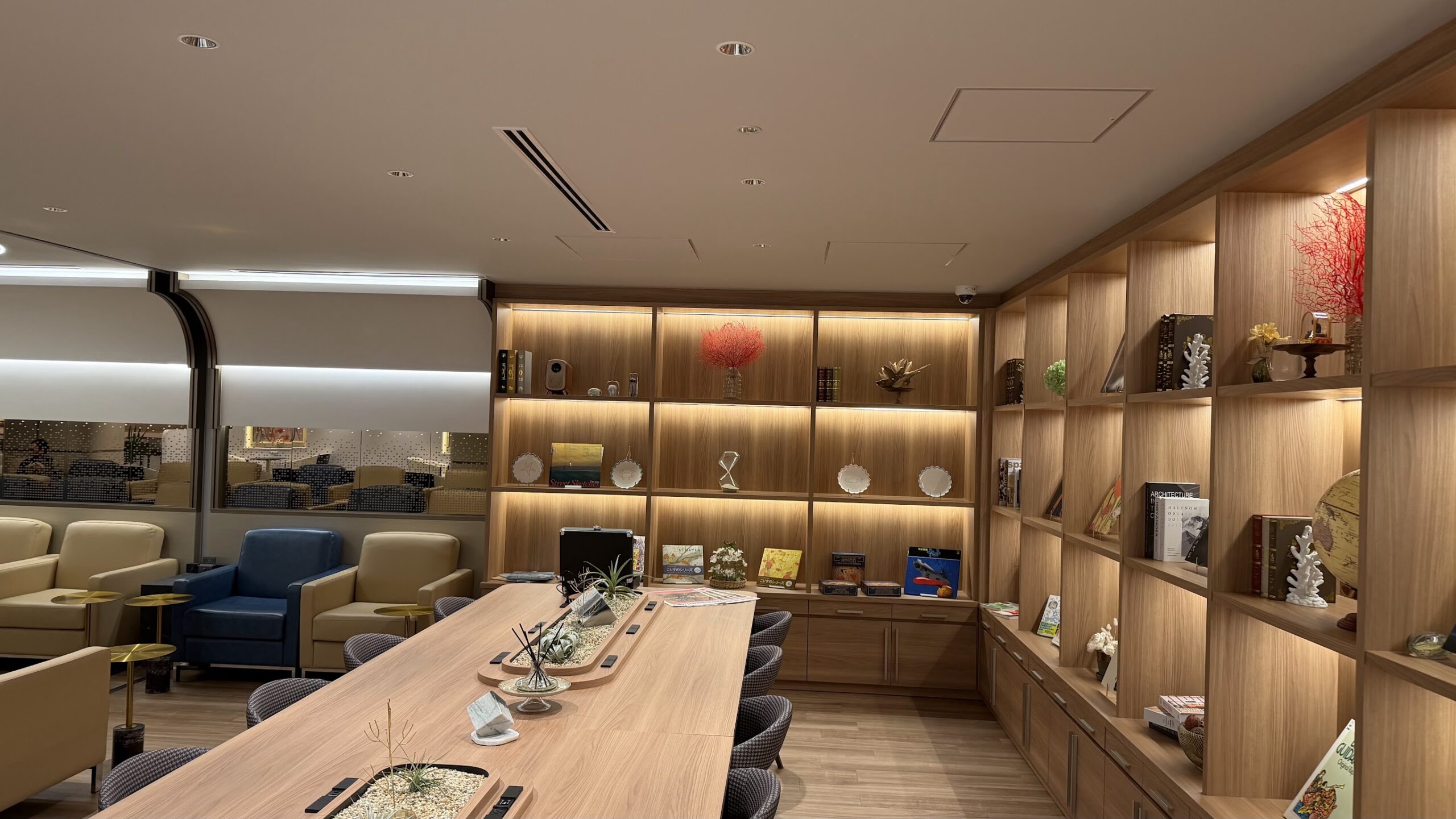 The Coral Finest Business Class Lounge Nagoya seating area