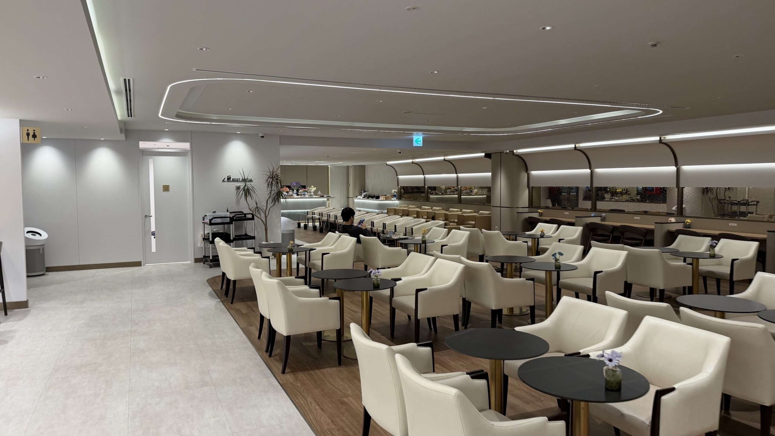 The Coral Finest Business Class Lounge Nagoya seating area