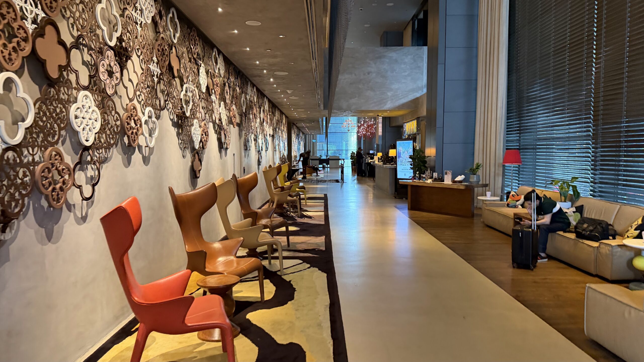 JW Marriott Hotel Singapore South Beach lobby