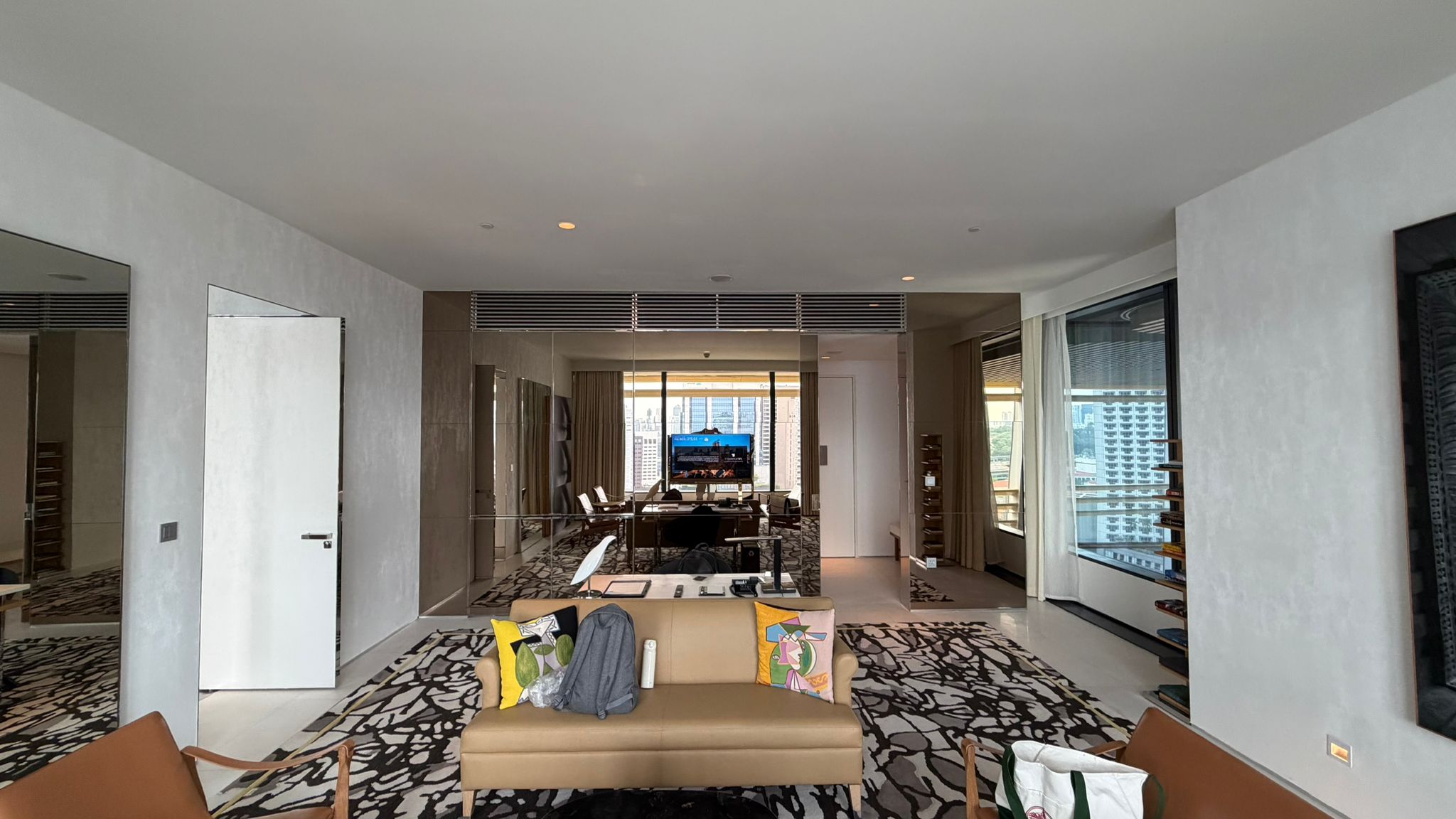 JW Marriott Hotel Singapore South Beach 1 Bedroom Larger Suite living room