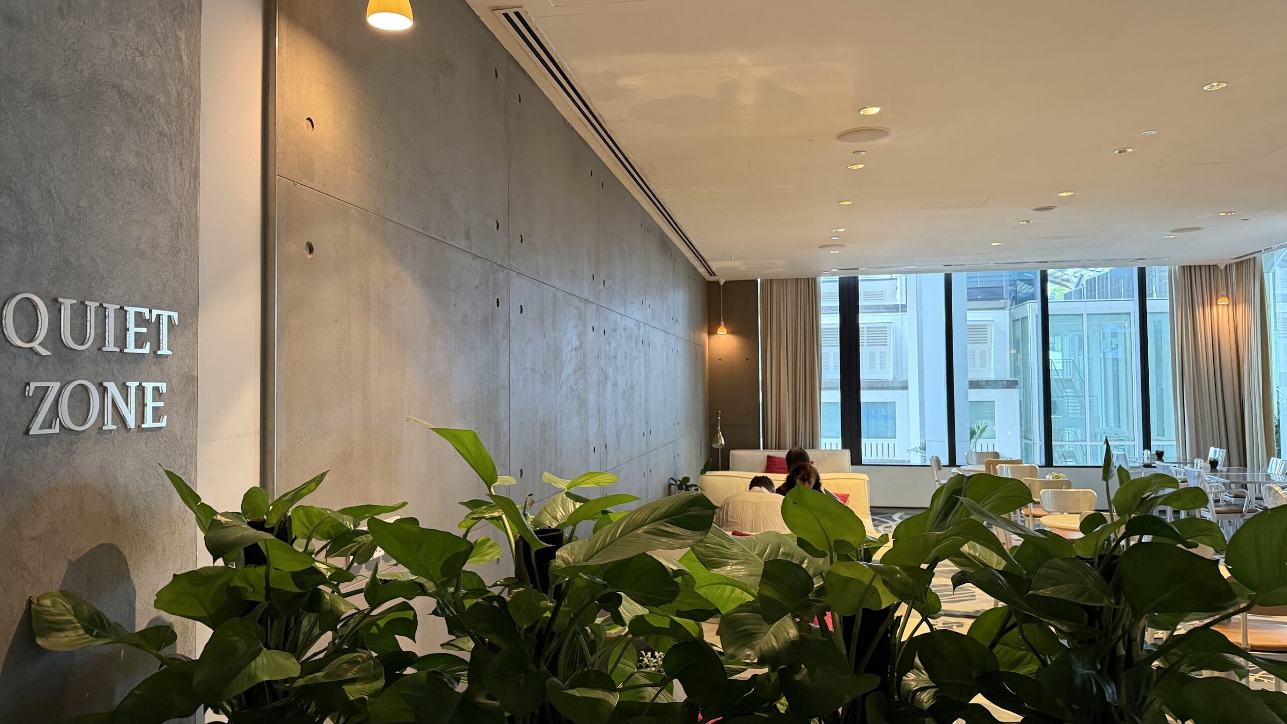 JW Marriott Hotel Singapore South Executive Lounge seating area