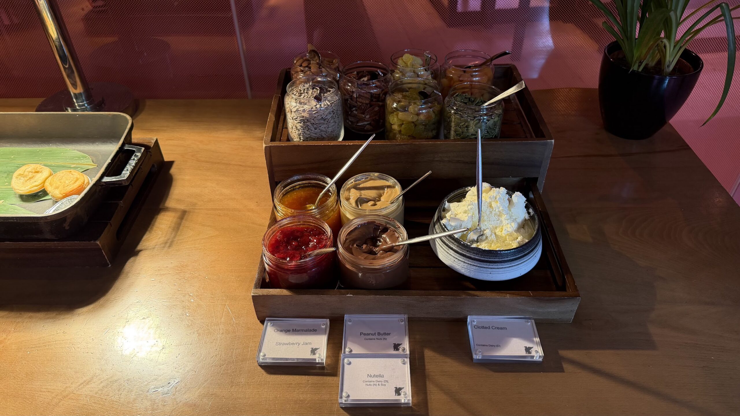 JW Marriott Hotel Singapore South Executive Lounge afternoon tea selection