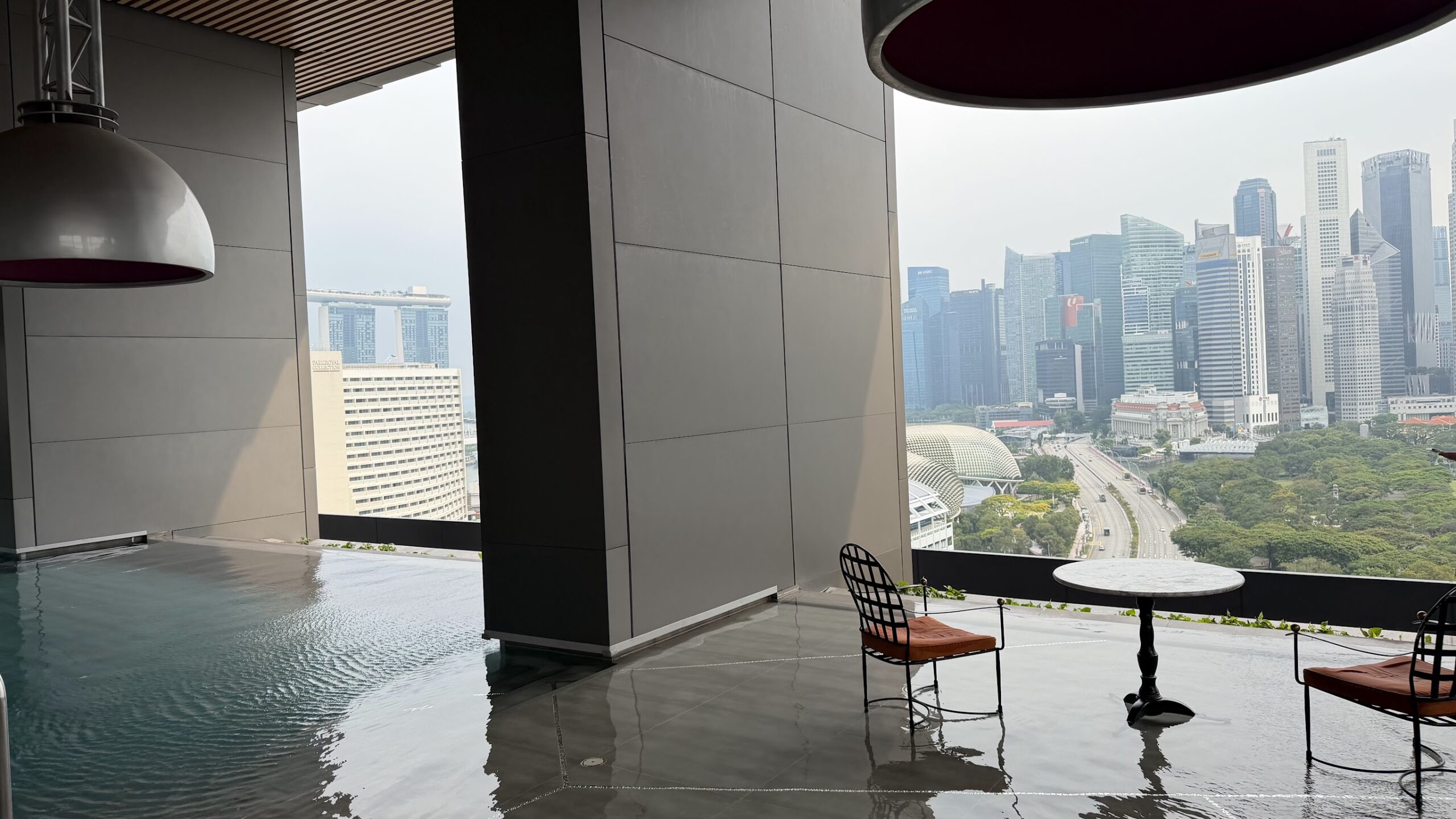 JW Marriott Hotel Singapore South Beach Flow18 pool
