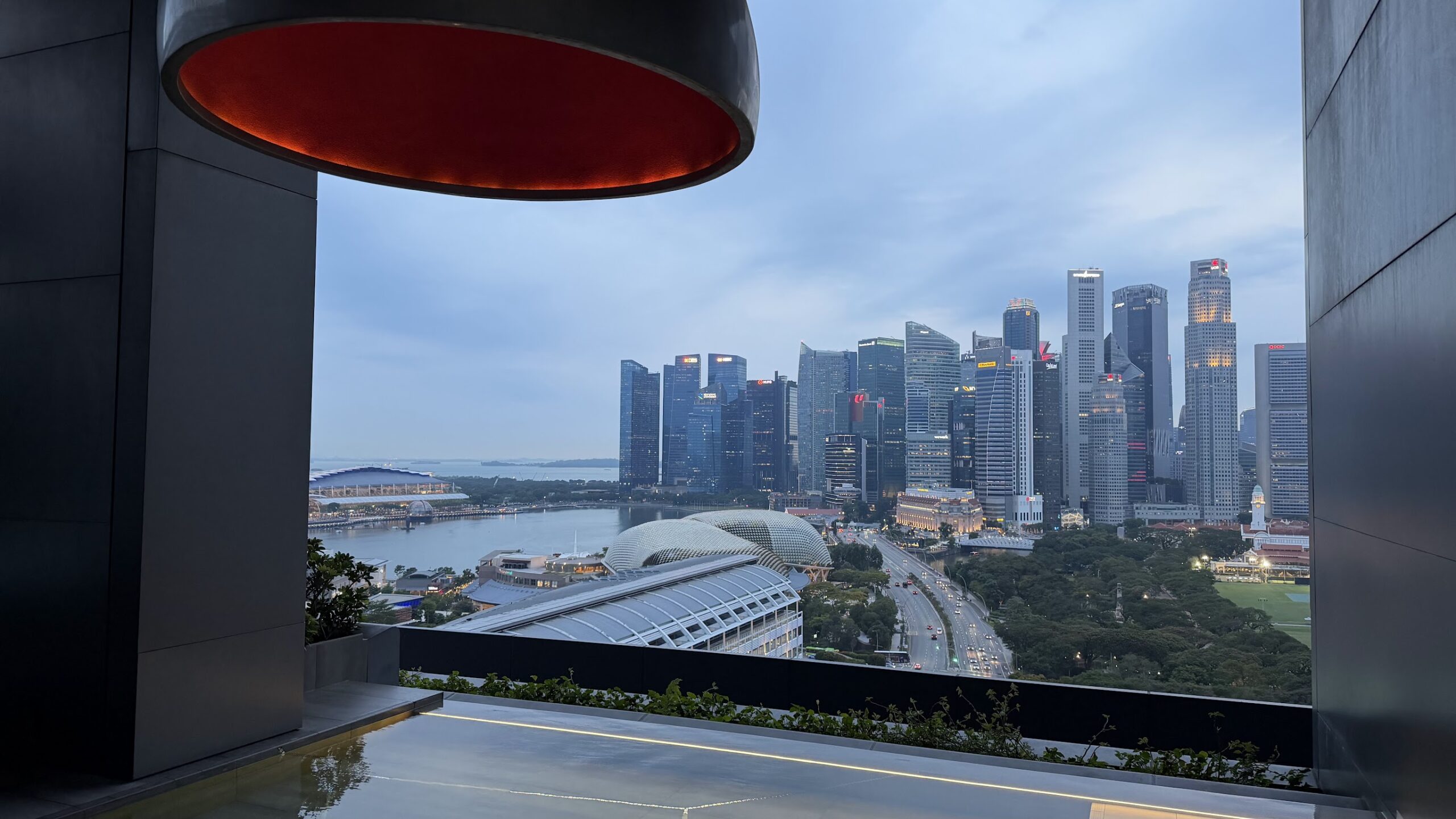 JW Marriott Hotel Singapore South Beach Flow18 pool views
