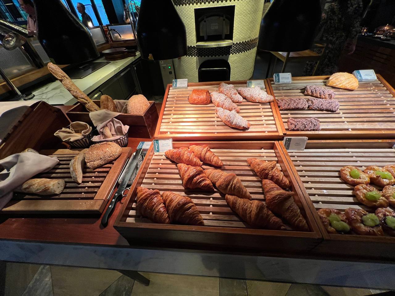 JW Marriott Hotel Singapore South Beach Beach Road Kitchen breakfast