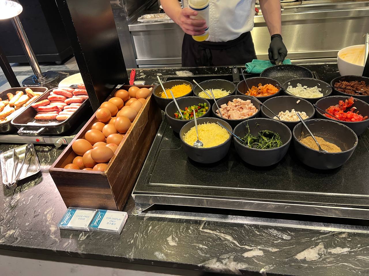 JW Marriott Hotel Singapore South Beach Beach Road Kitchen breakfast