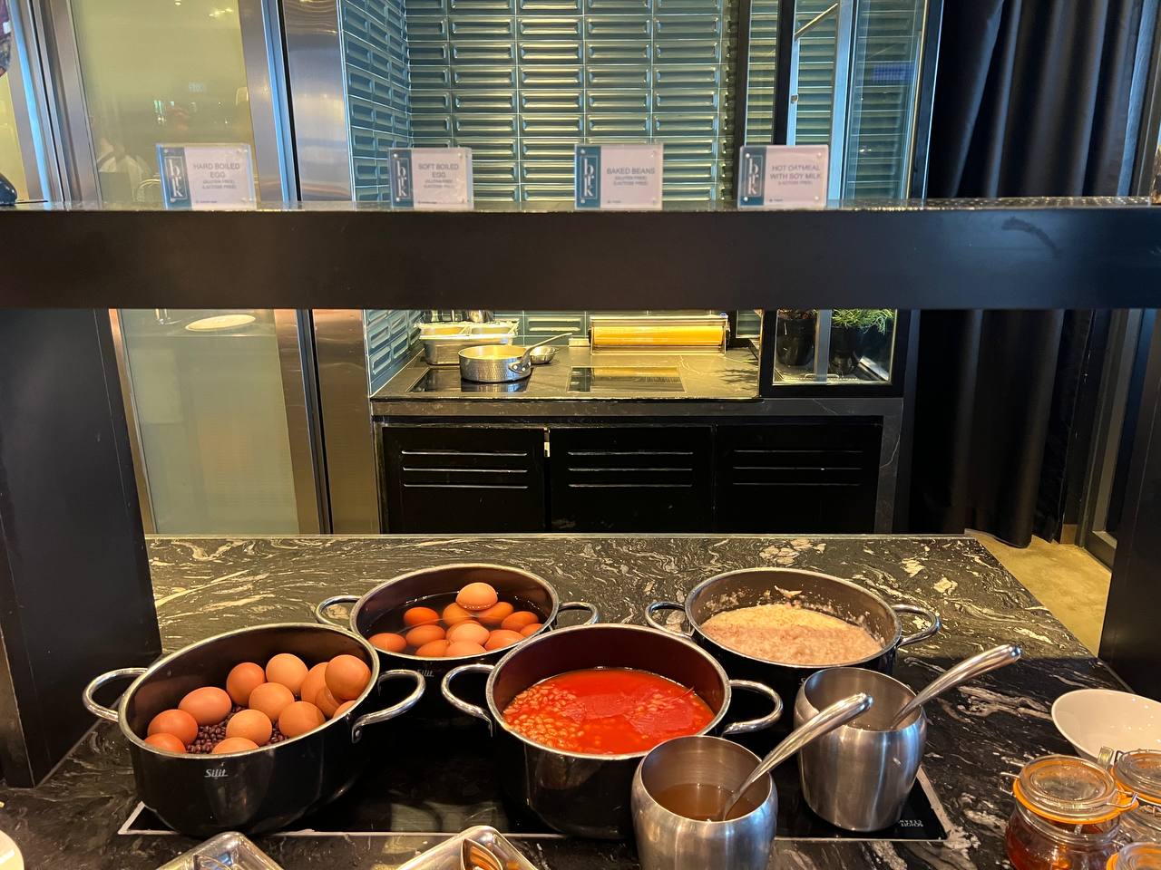 JW Marriott Hotel Singapore South Beach Beach Road Kitchen breakfast