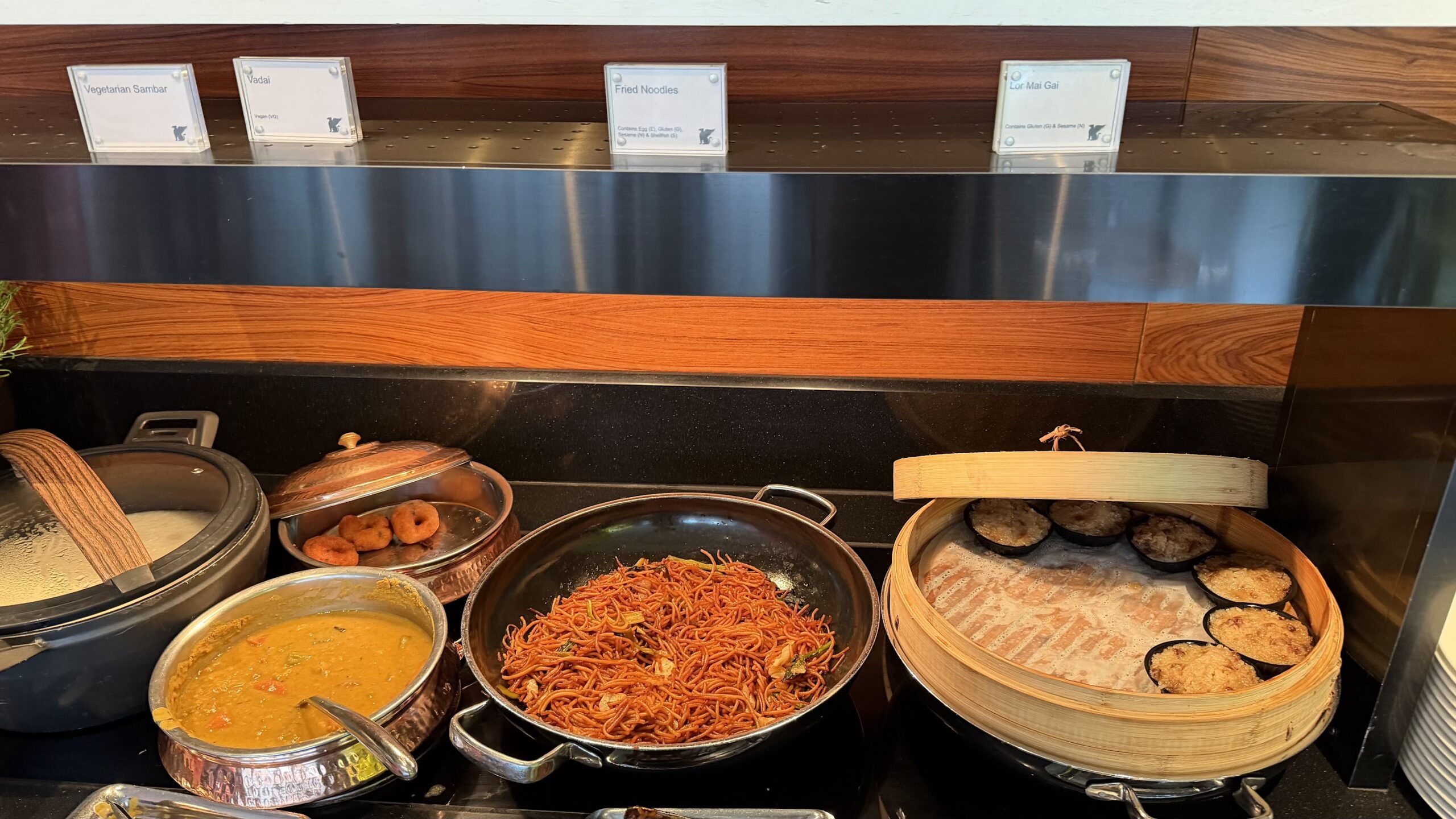 JW Marriott Hotel Singapore South Beach Executive Lounge breakfast