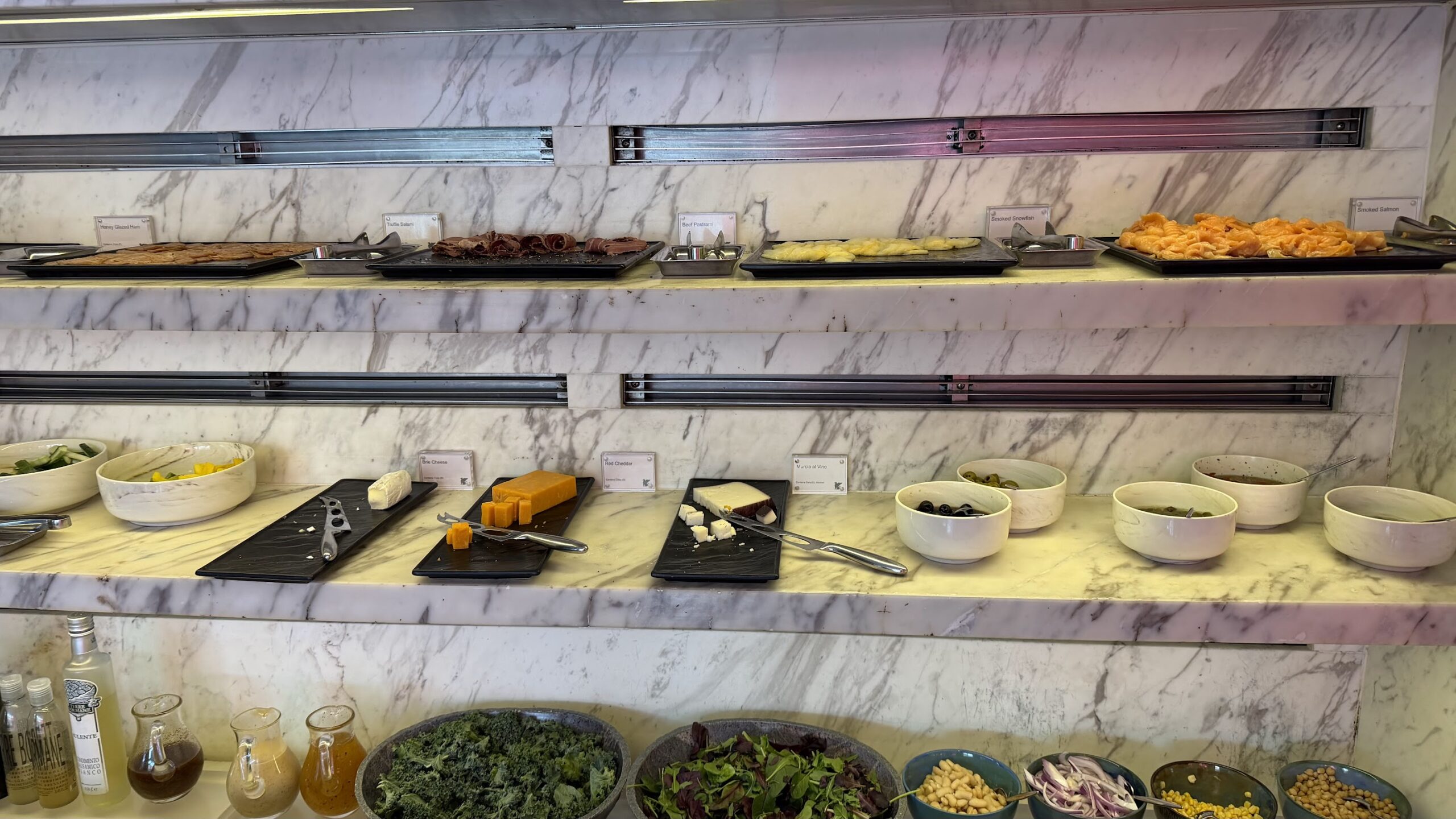JW Marriott Hotel Singapore South Beach Executive Lounge breakfast