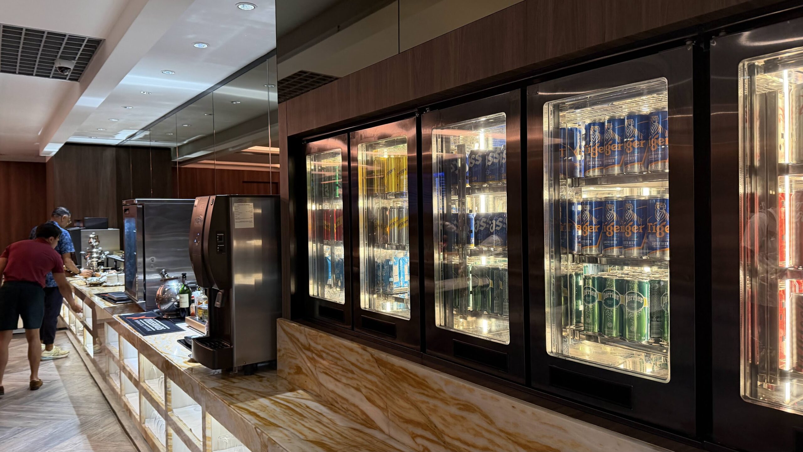 Singapore Airlines SilverKris Business Class Lounge T2 cold drinks selection