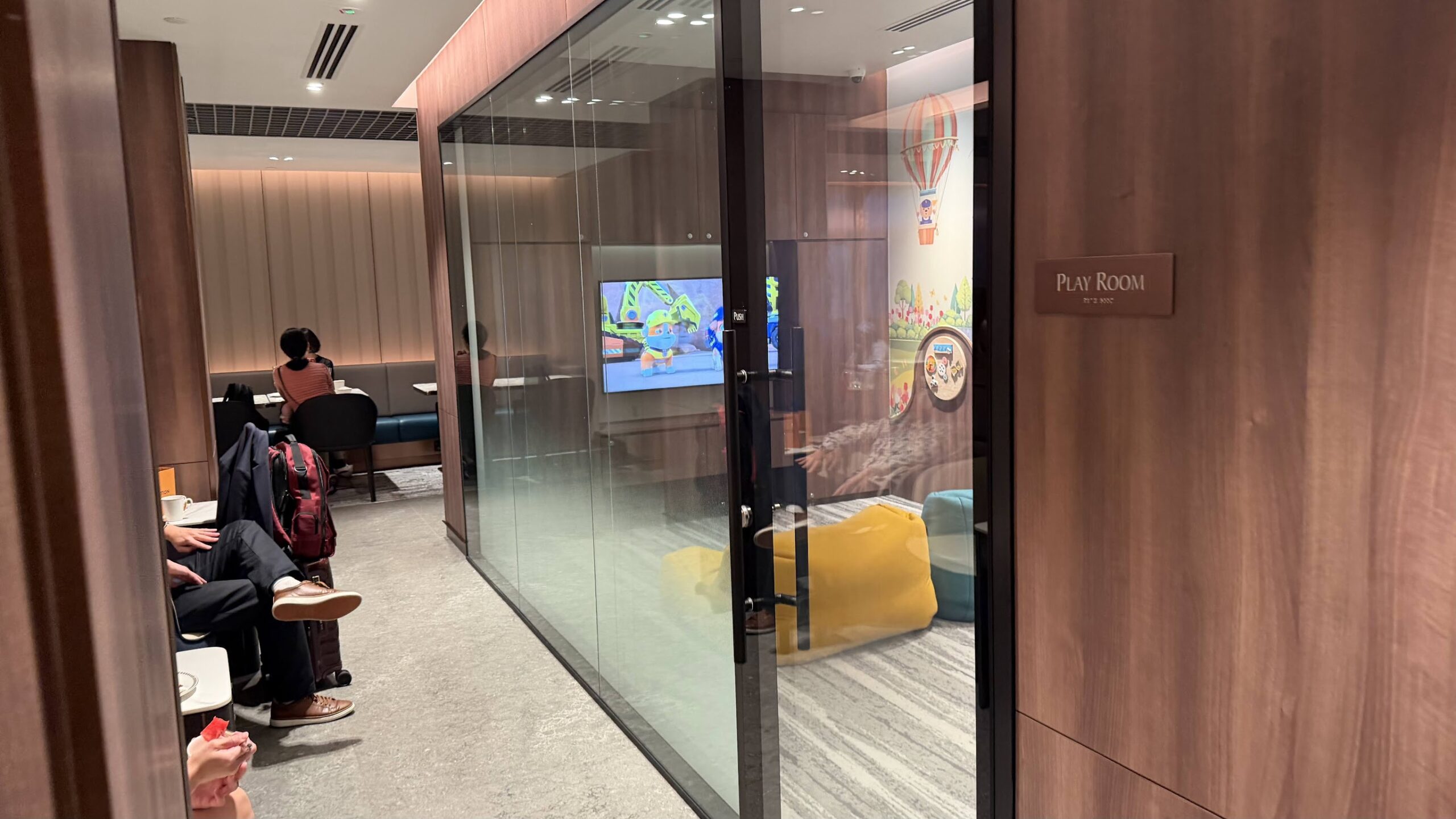 Singapore Airlines SilverKris Business Class Lounge T2 play room