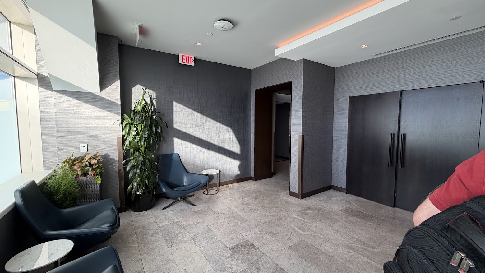 United Polaris Lounge San Francisco seating area outside the quiet suites