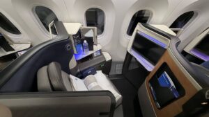 United Airlines UA2 Polaris business class