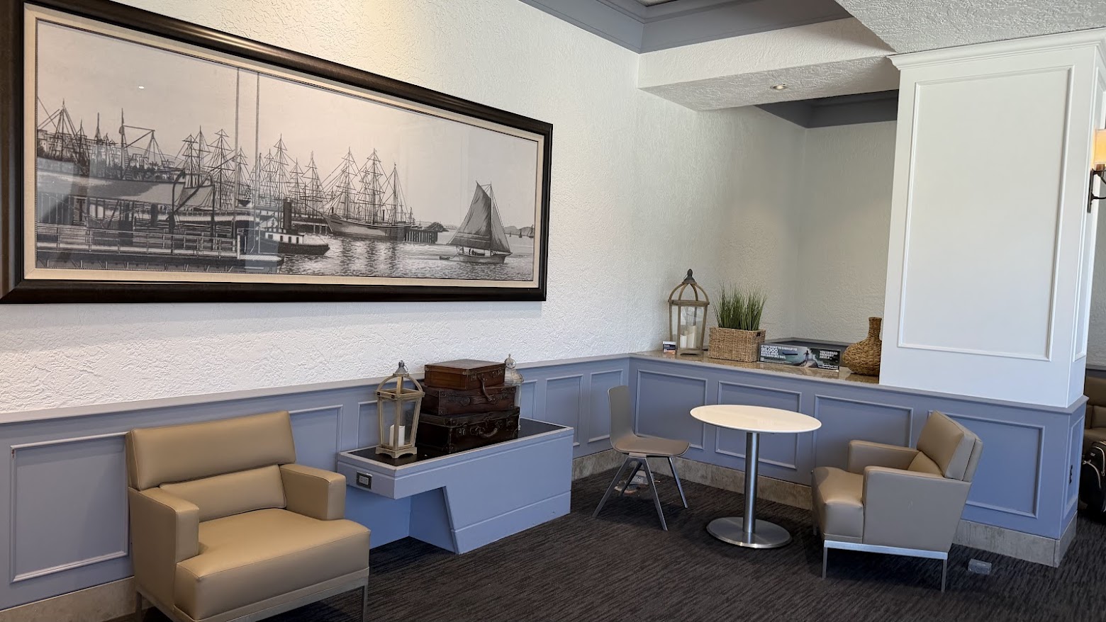United Club San Francisco (F Gates) seating area
