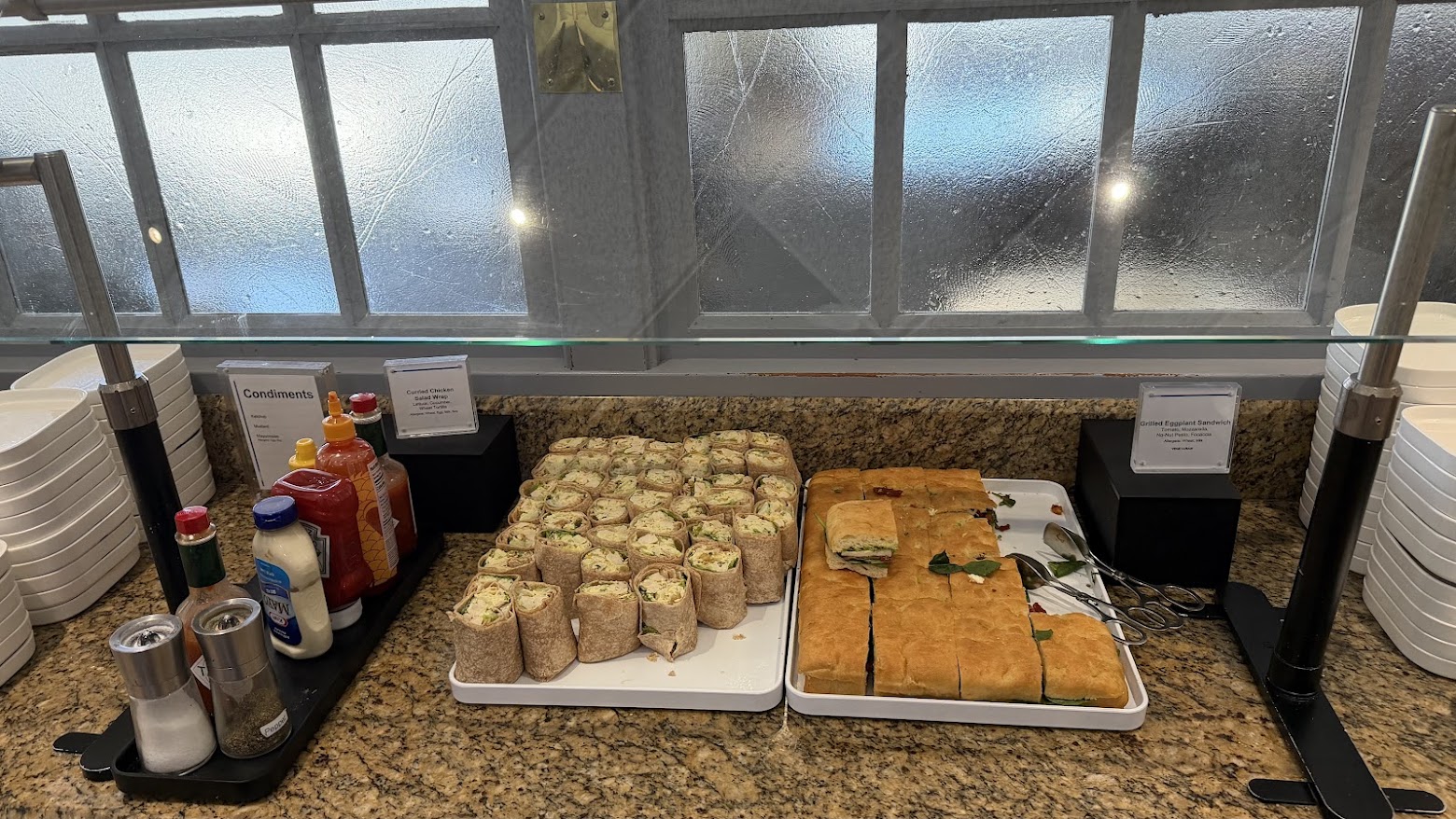 United Club San Francisco (F Gates) buffet