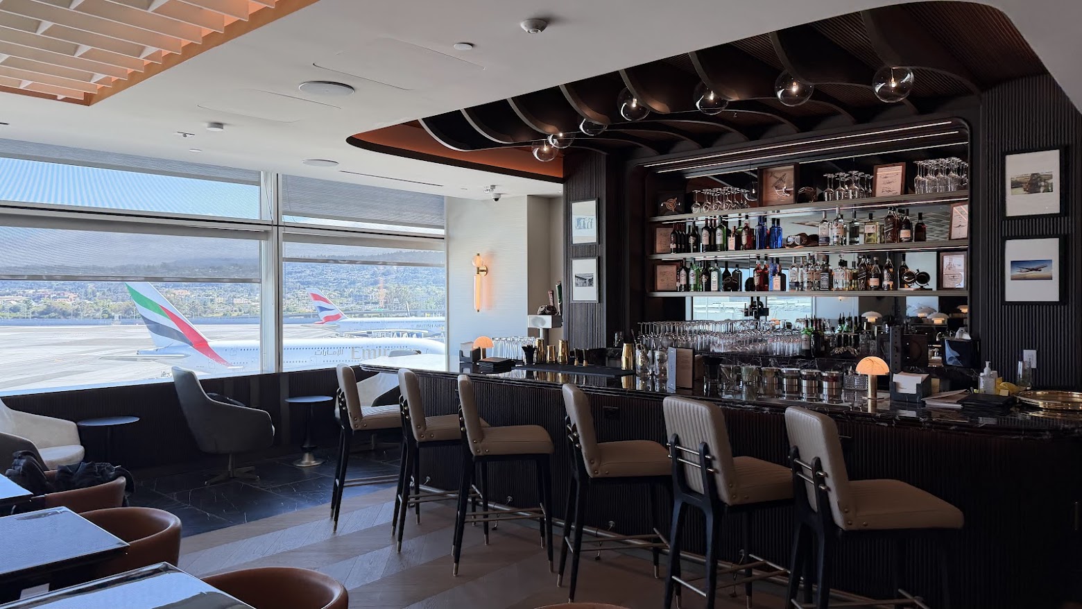Air India Maharaja Lounge San Francisco Aviator's Bar