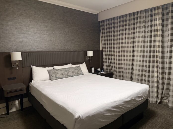 handlery-union-square-hotel-king-1 Handlery Union Square Hotel Historic King Room with a spacious king bed