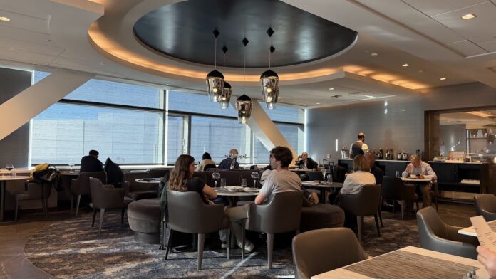 United Polaris Lounge San Francisco The Dining Room