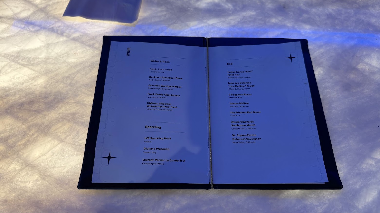 United Polaris Lounge San Francisco wine list