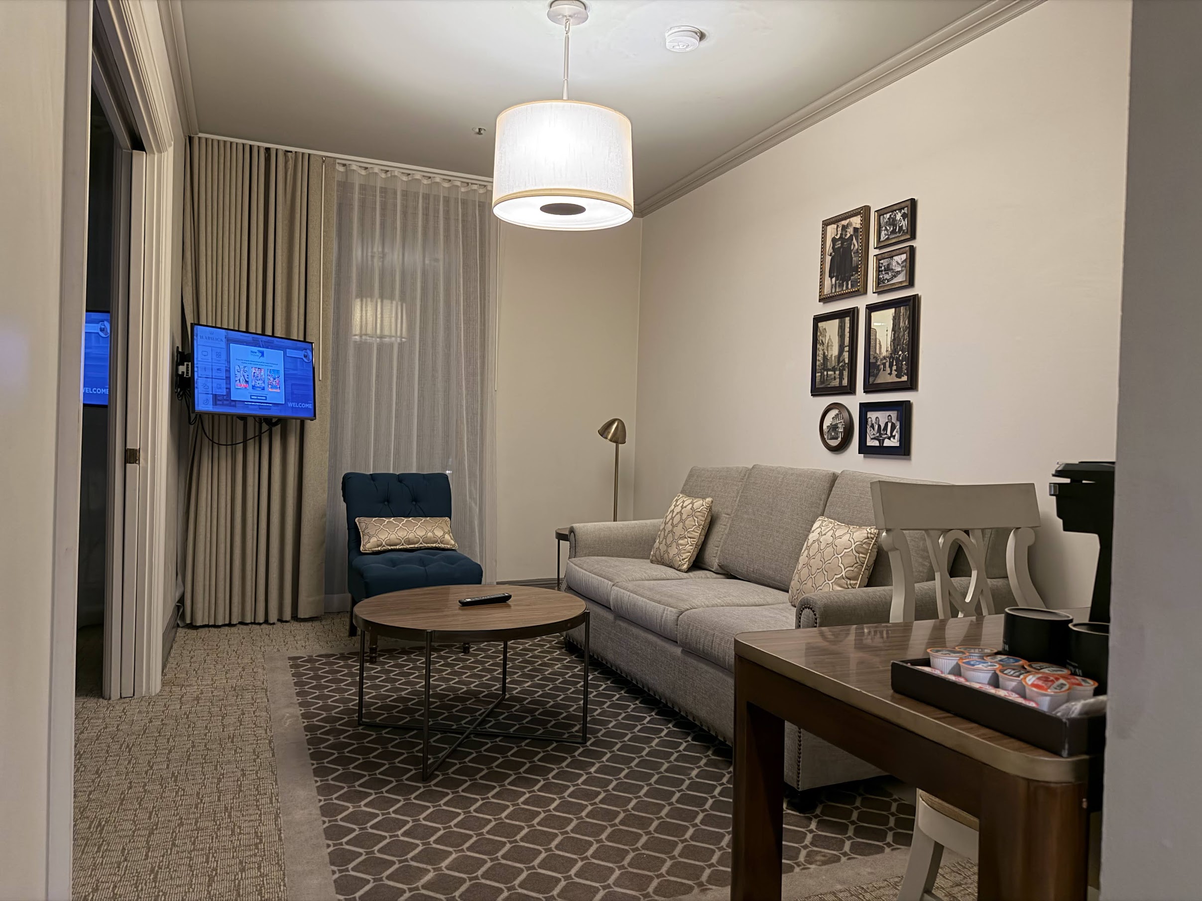 Warwick Hotel San Francisco Balcony Junior Suite living room